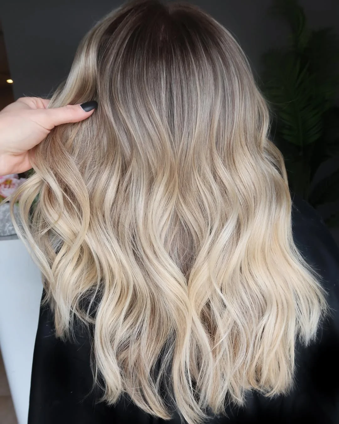 bright summer blonde hair color 2026 + Soft Beige Melt With Creamy Summer Ends