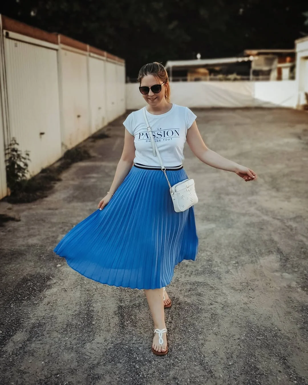 flowy summer skirt outfits 2026 Bright Pleated Midi Skirts That Add Instant Energy