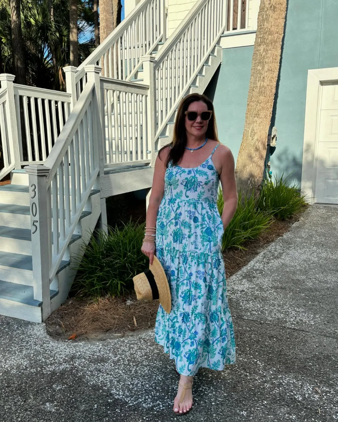 hot weather summer outfits 2026 Printed Maxi Dresses That Bring Vacation Energy Into Everyday Style