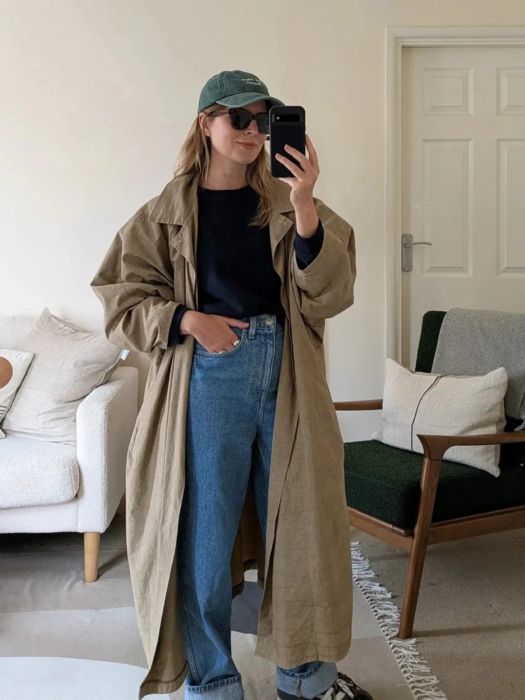 June Outfits Ideas - Summer Trends 2026 Oversized Trench Coats Still Define Effortless European Style