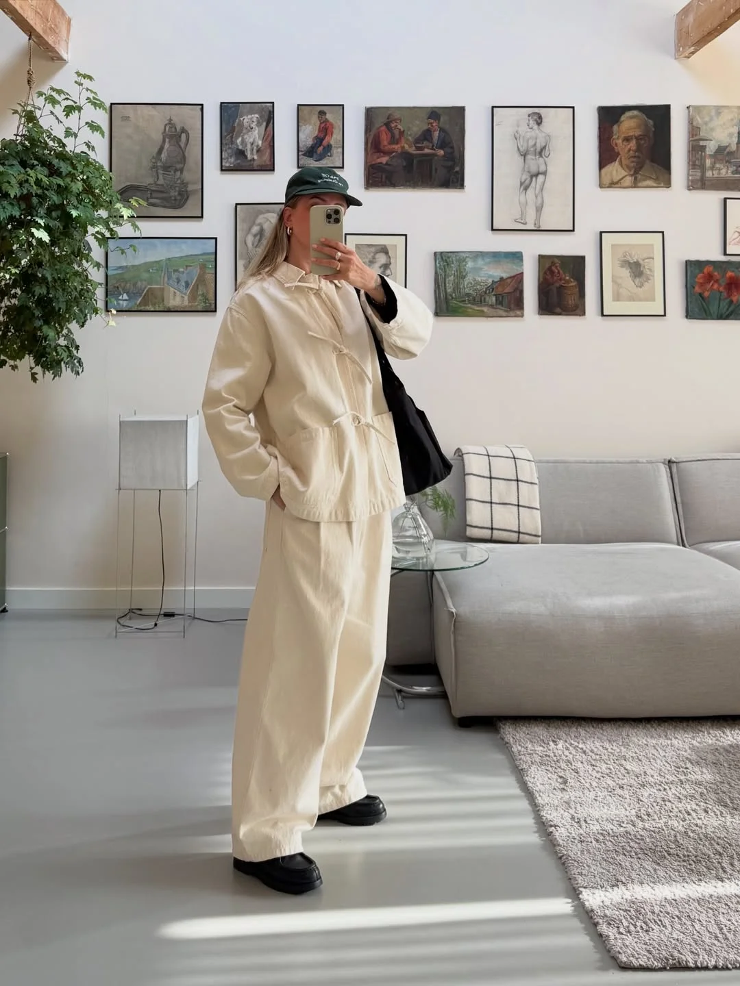 June Outfits Ideas - Summer Trends 2026 Cream Monochrome Looks Are Quietly Taking Over Summer Fashion