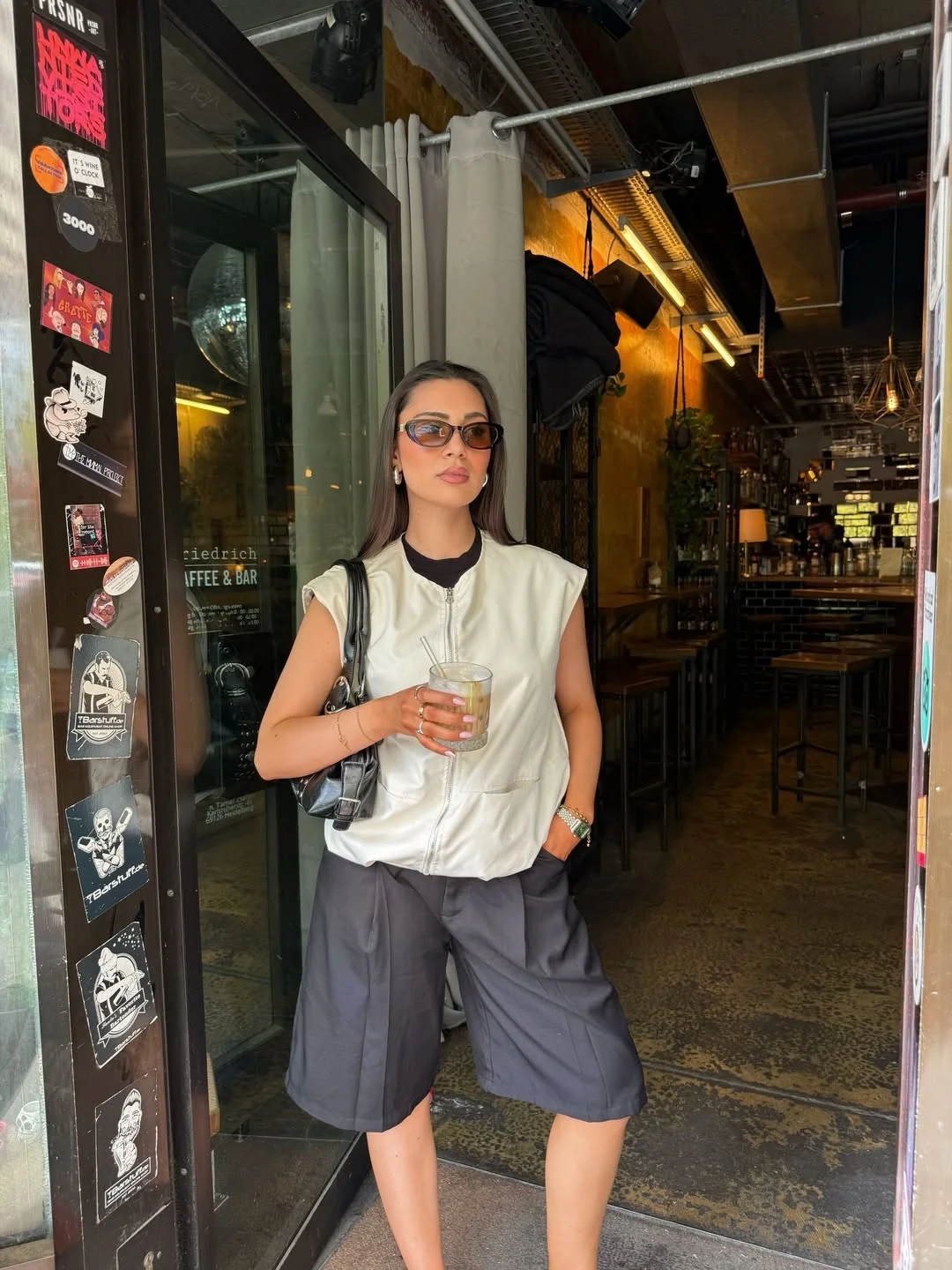 June Outfits Ideas - Summer Trends 2026 Relaxed Tailoring Is Taking Over Summer Coffee Dates