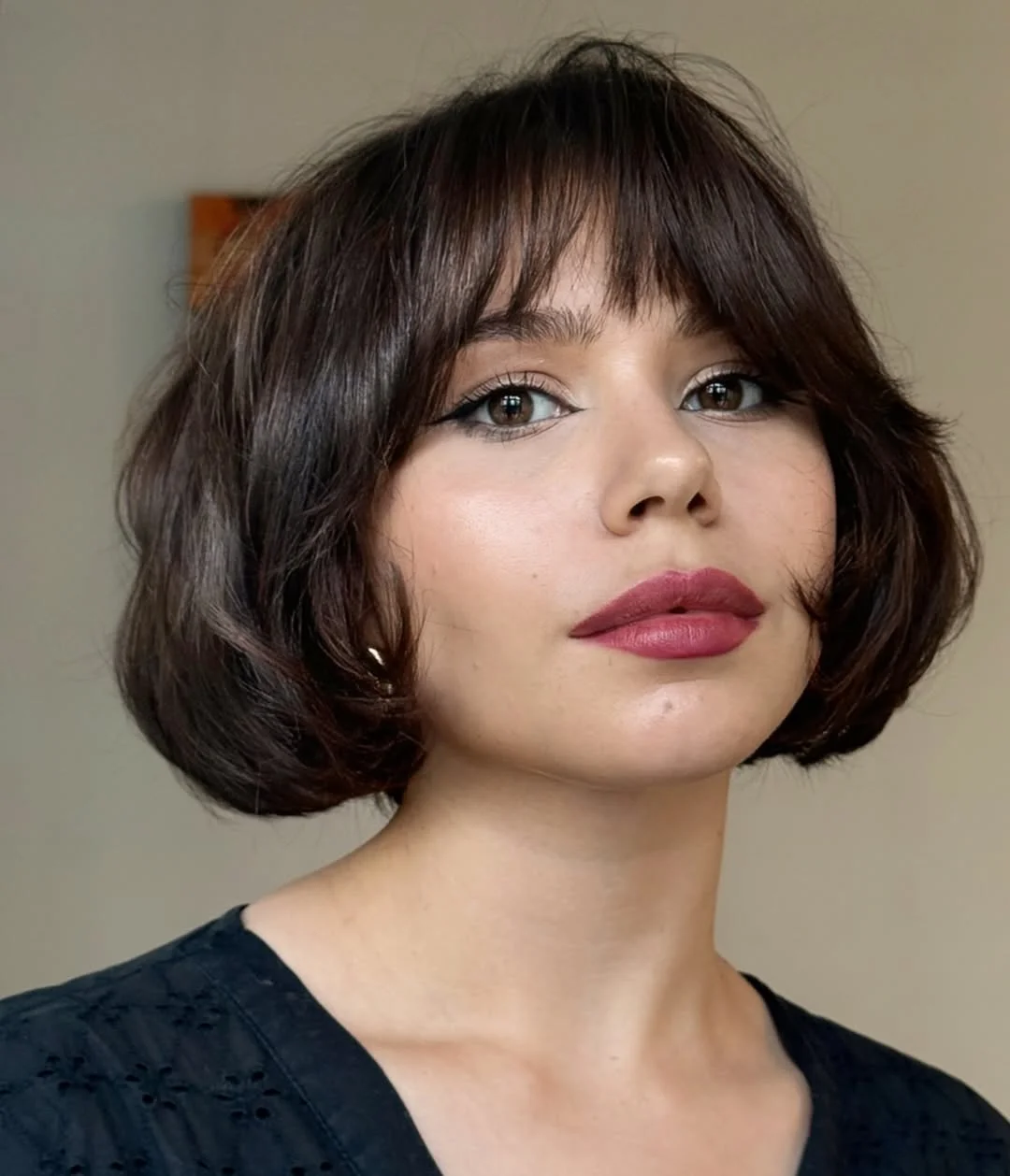 layered summer bob haircut 2026 Rounded Bob With Soft Bangs And Vintage Volume
