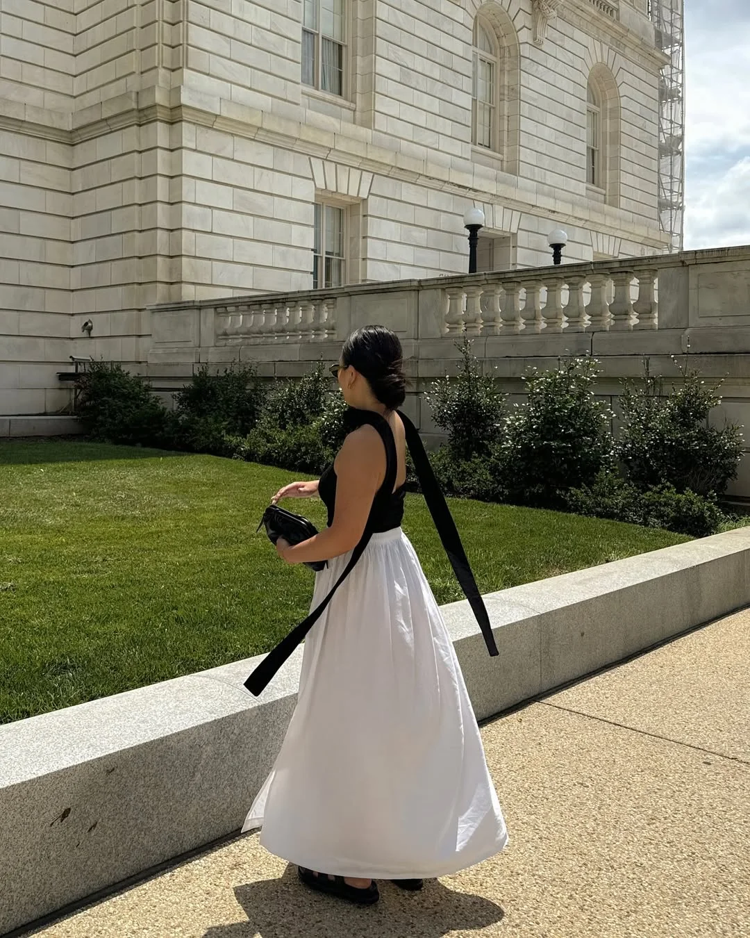maxi skirt outfits summer 2026 Minimal Black Top With A Floating White Maxi Skirt