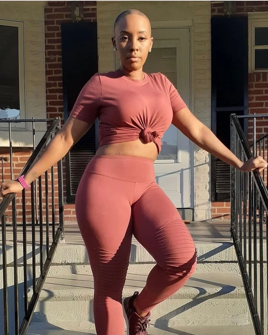 sporty legging outfits summer 2026 Dusty Rose Leggings With A Knotted Tee
