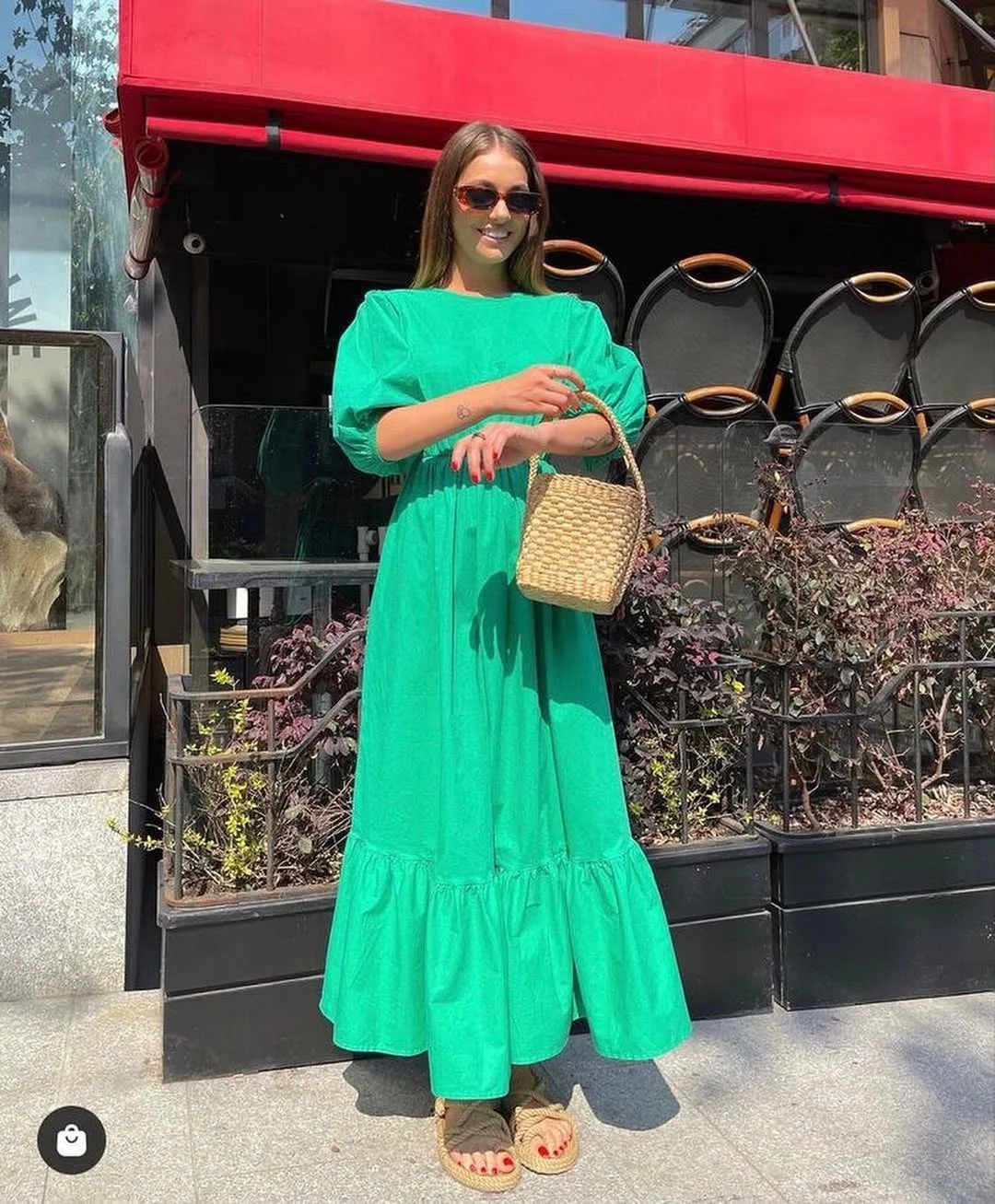 summer cotton dresses 2026 Emerald Green Cotton Midi With Puff Sleeves And City Summer Freshness