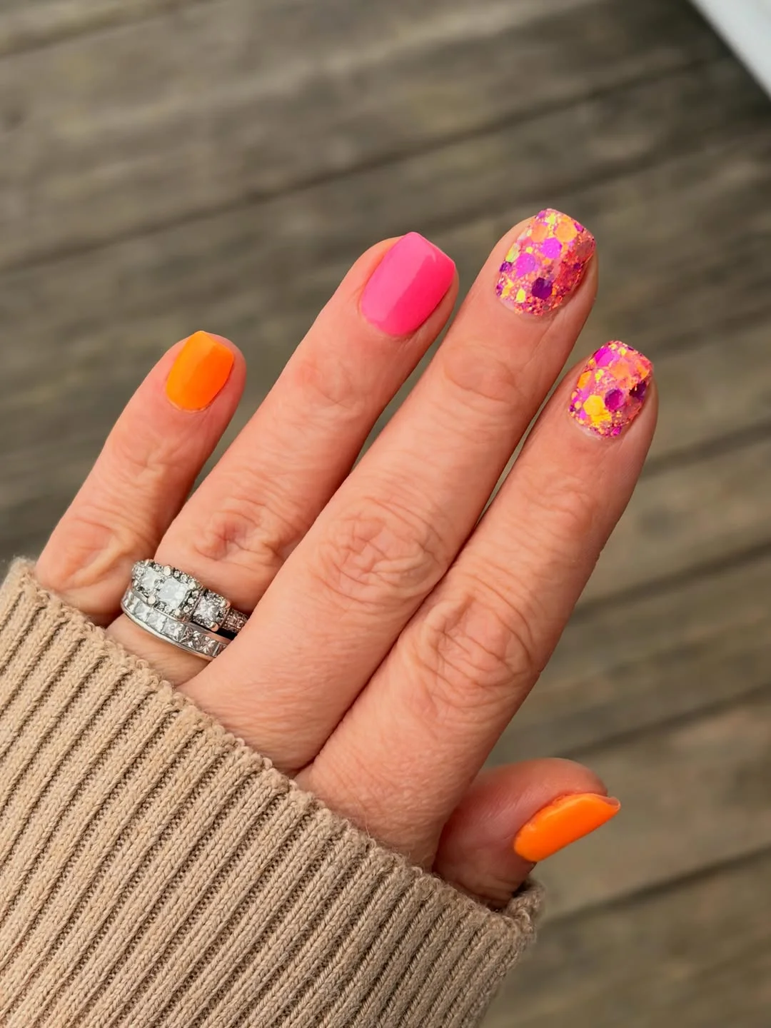 summer glitter nails 2026 + Neon Confetti Short Nails with Vacation Energy
