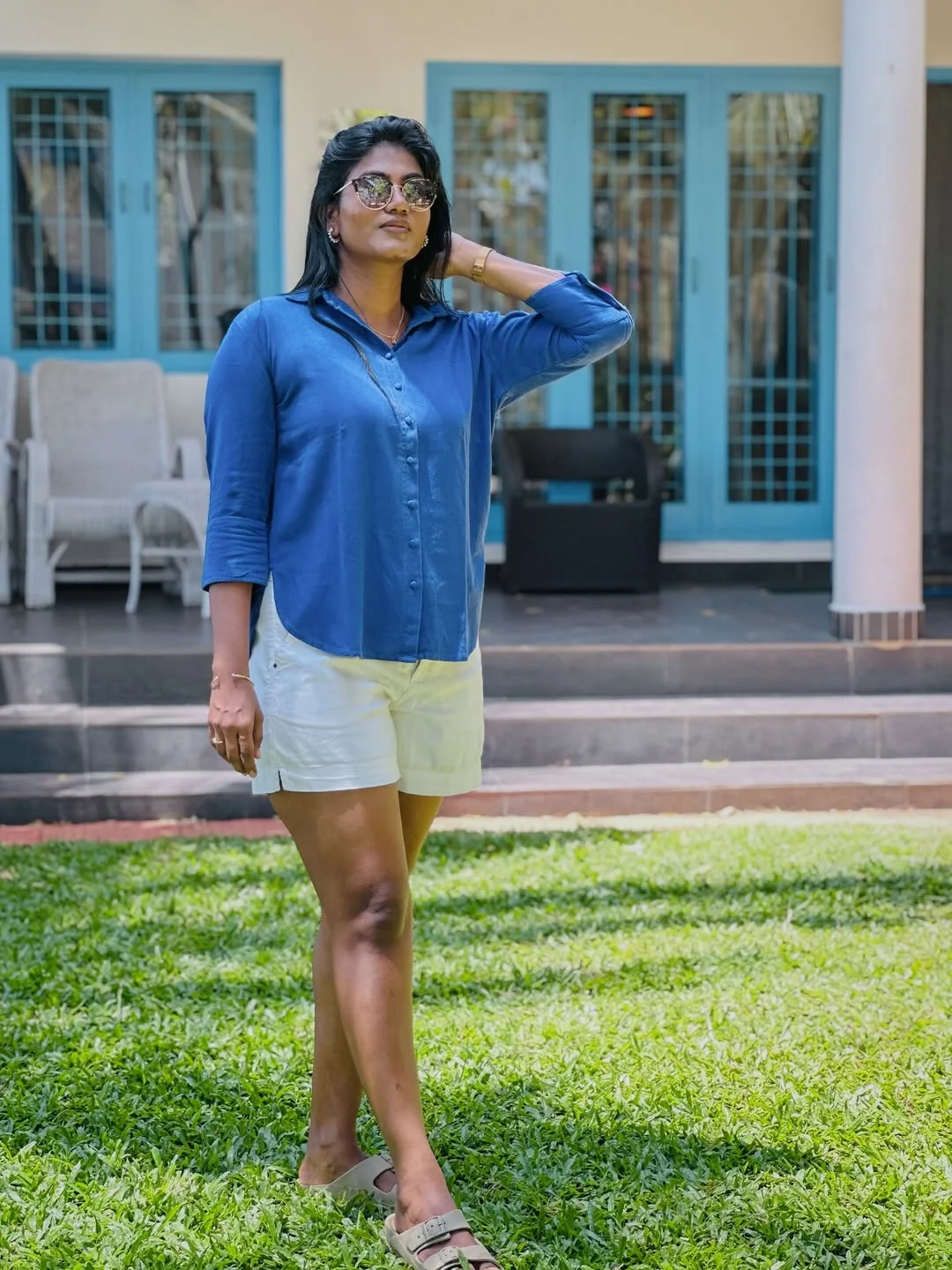 summer linen outfits 2026 Blue Linen Shirt With Crisp White Shorts