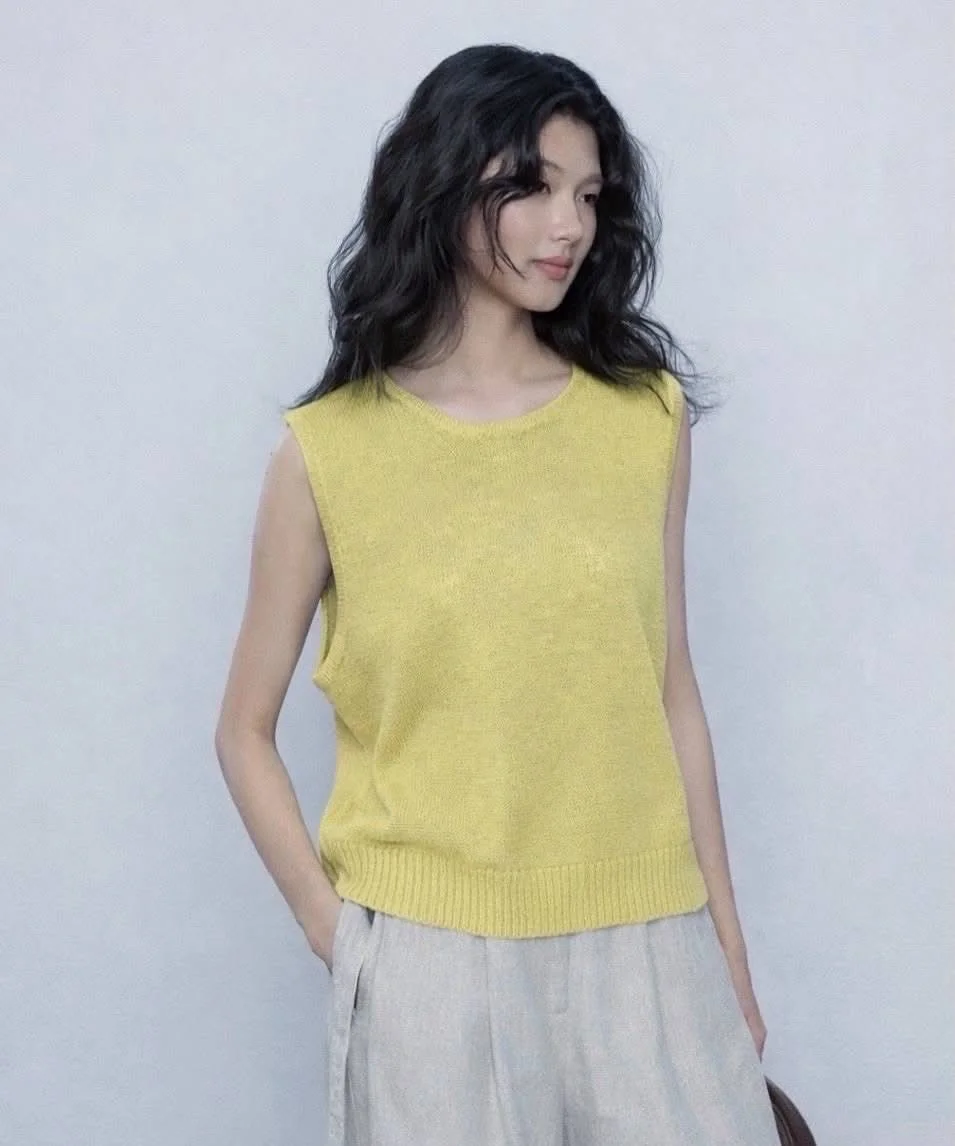 summer sleeveless tops 2026 Soft Yellow Sleeveless Knit With Pale Wide Pants