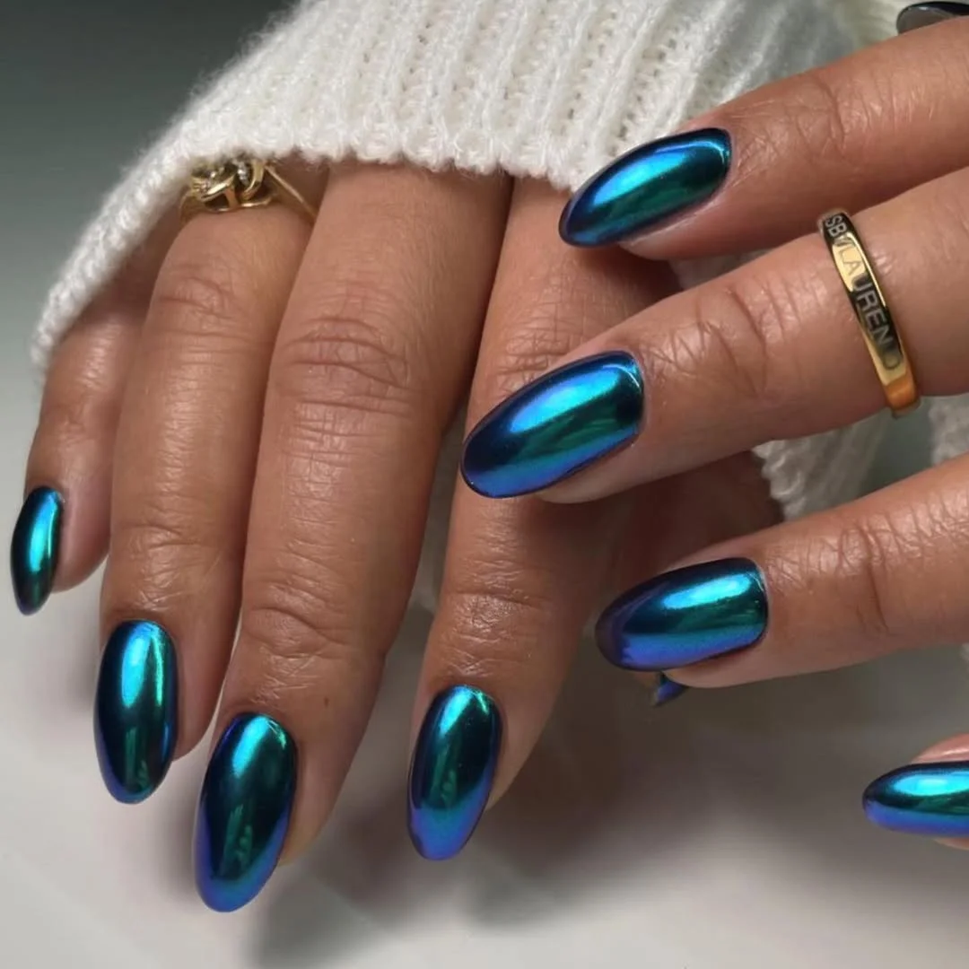 patriotic nails 2026 + Electric Ocean Blue Chrome for a Subtle Patriotic Mood