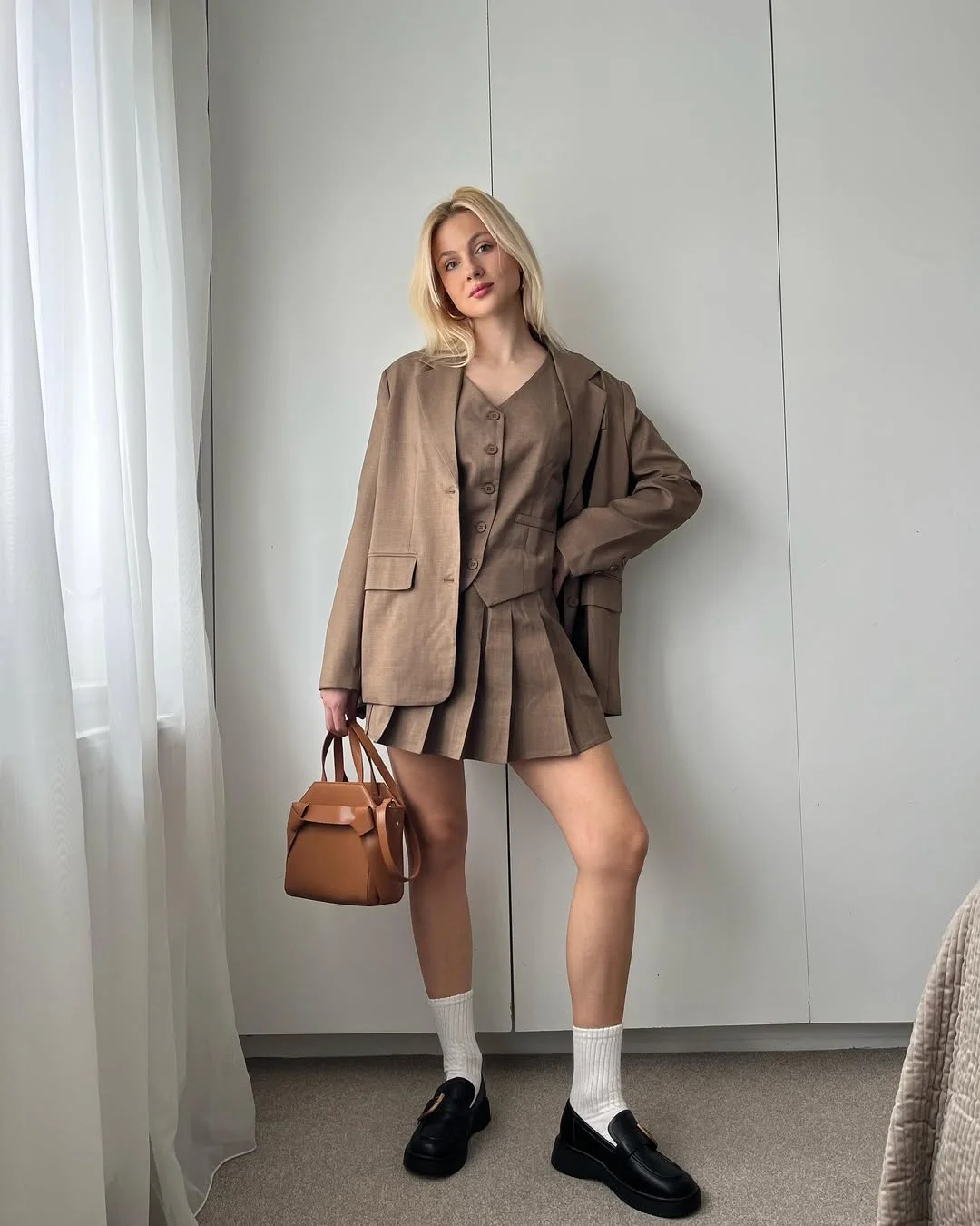 back to school outfits 2026 Soft Tailoring With a Pleated Mini Skirt
