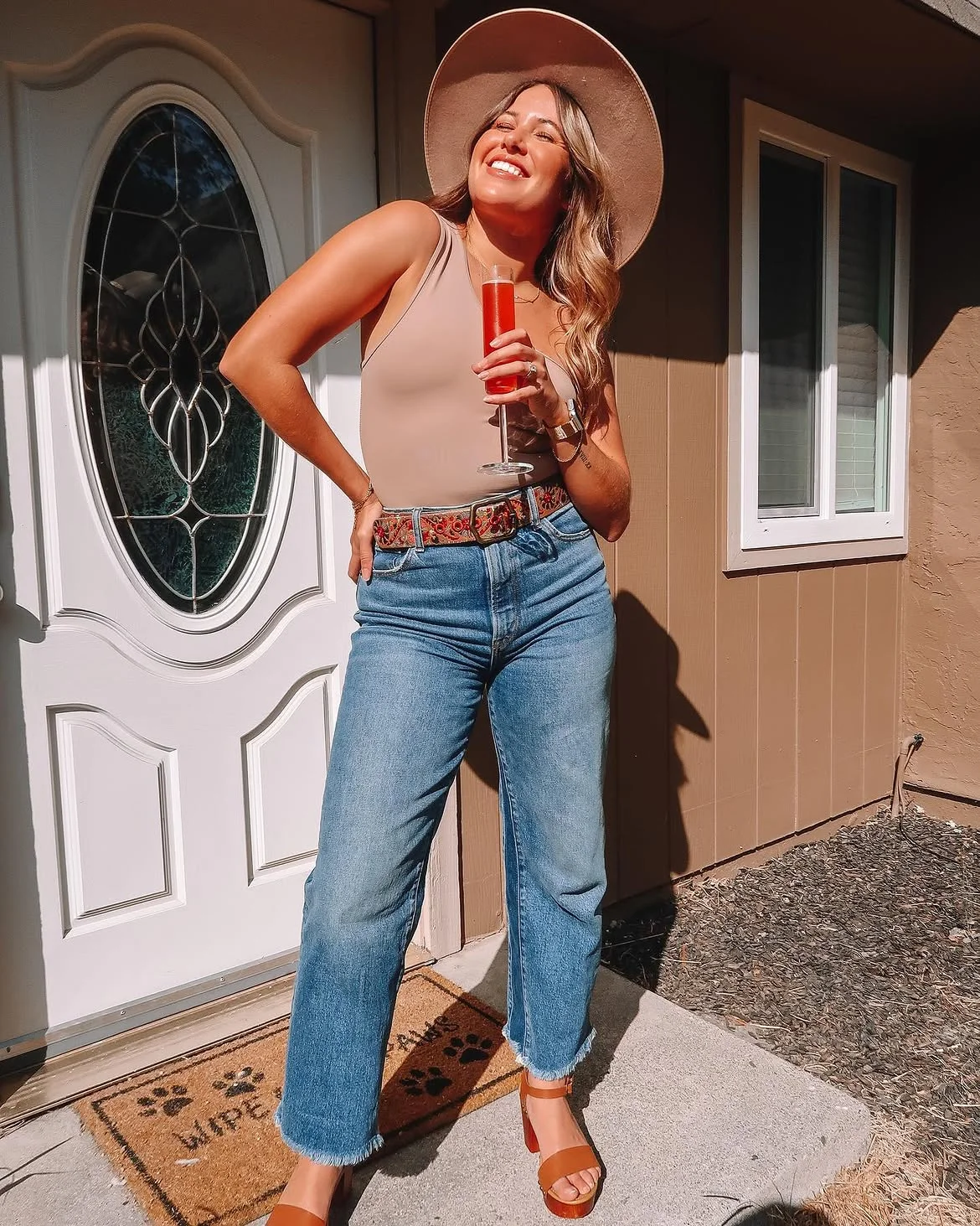 boho chic fall outfits 2026 + A Western Belt With Relaxed Blue Denim