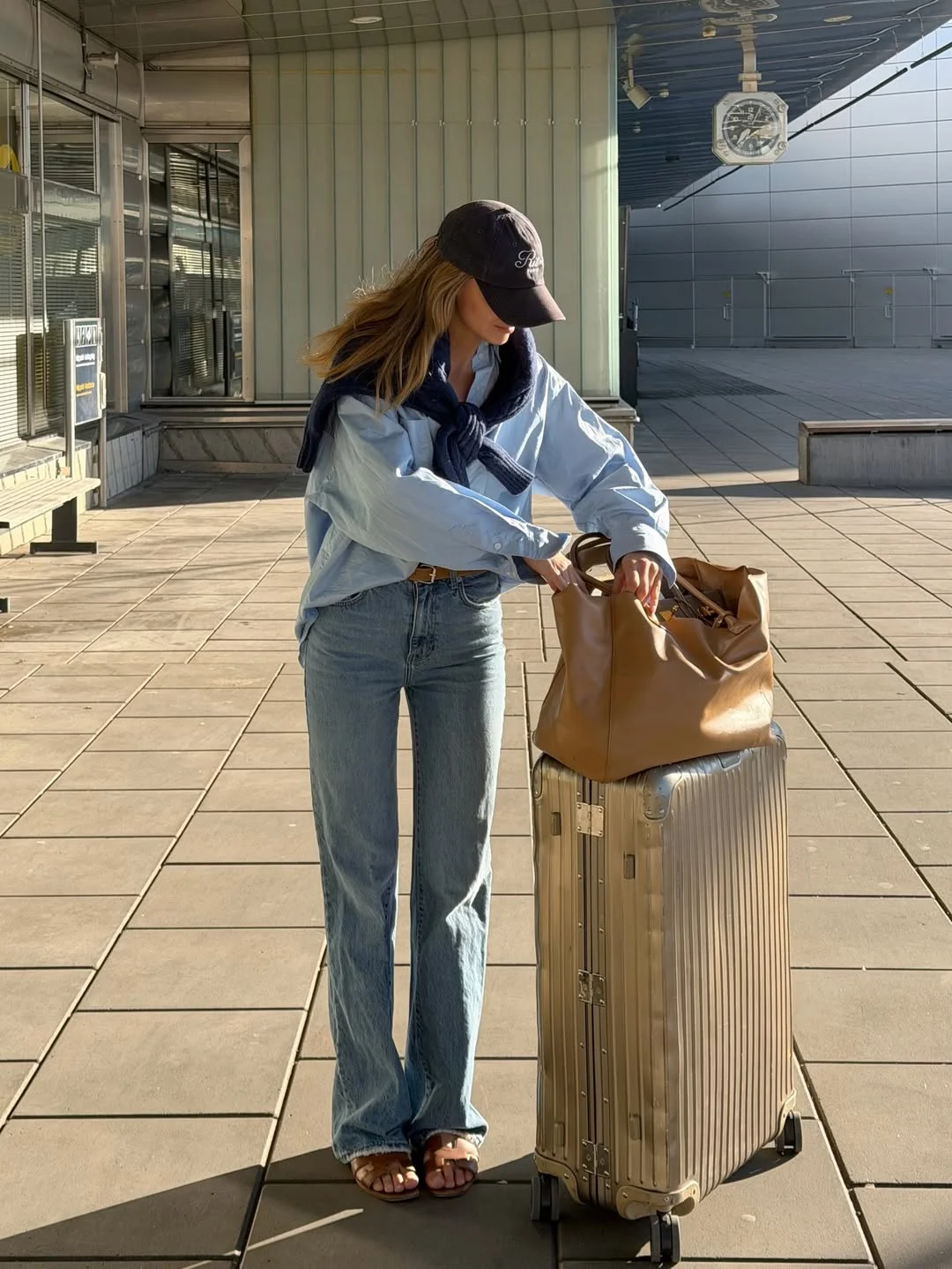 comfortable fall travel outfits 2026 Button-Down Denim Ease For A Sunny Terminal Walk