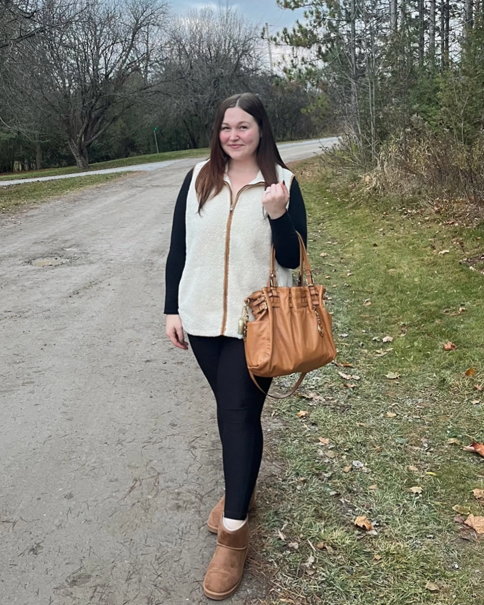 comfy fall outfits 2026 The Teddy Vest and Leggings Outfit I Would Wear on Repeat