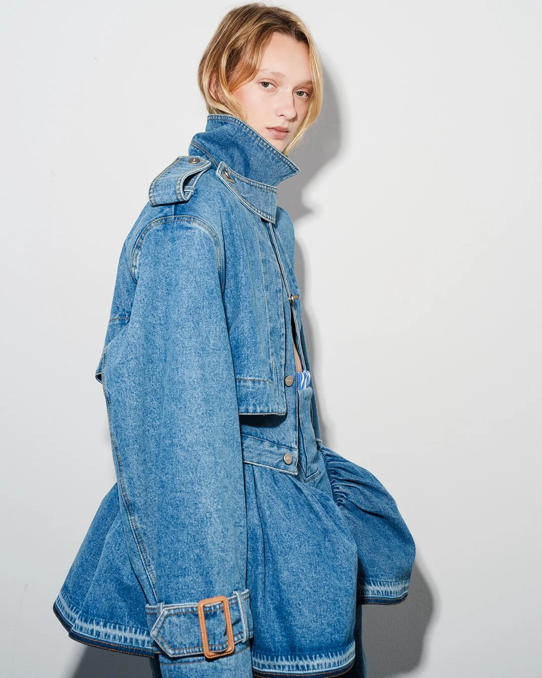 fall denim outfits for women 2026 High-Collar Denim Jacket With Sculptural Volume