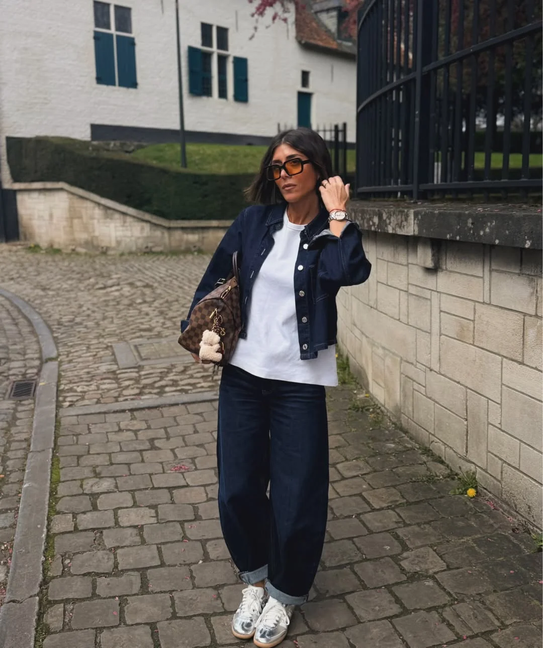 fall denim outfits for women 2026 Cropped Denim Jacket With Relaxed Weekend Jeans
