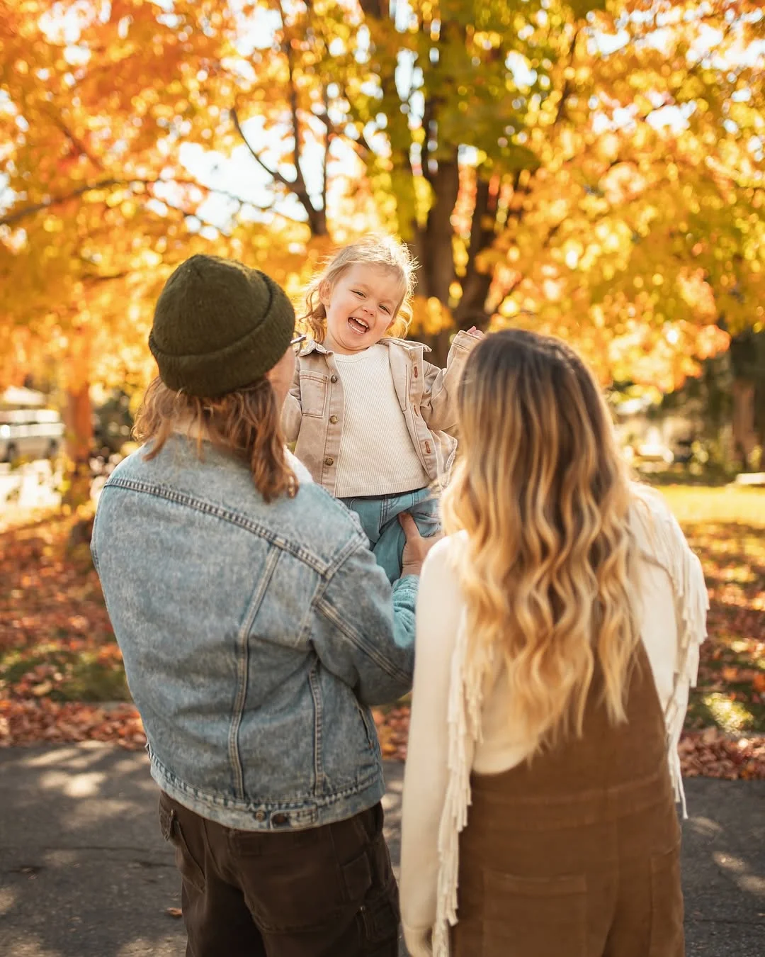 fall family picture outfits 2026 + Denim, Cream, and Cocoa for a Playful City Park Session