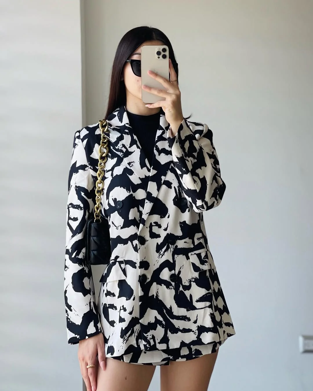 fall fashion outfits 2026 Graphic Monochrome Blazer With Matching Shorts