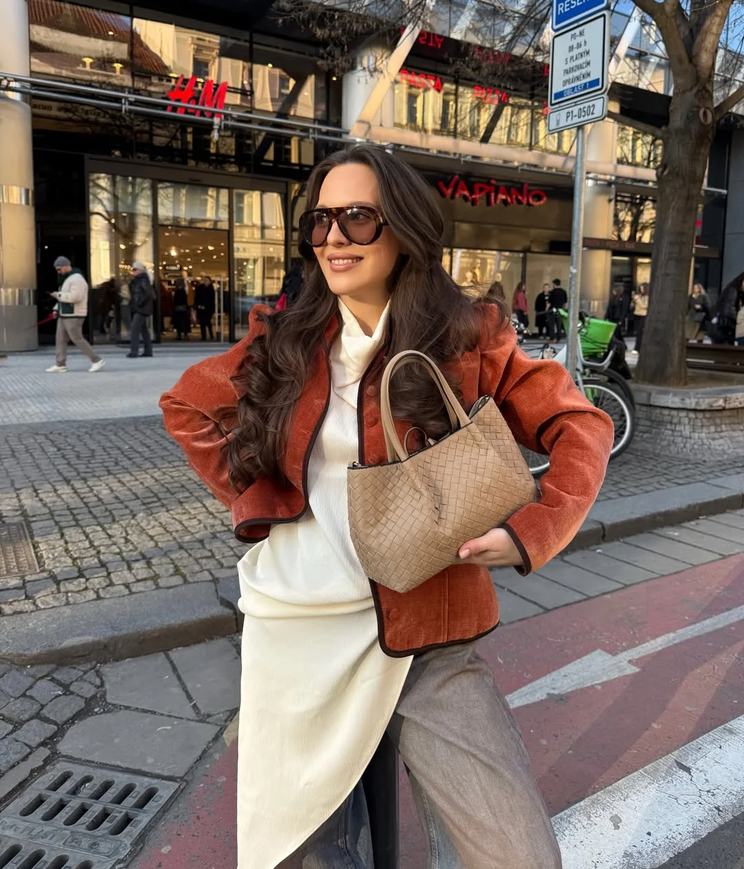 nyc fall outfits street style casual 2026 + Rust Cropped Jacket And Cream Layers With City Polish