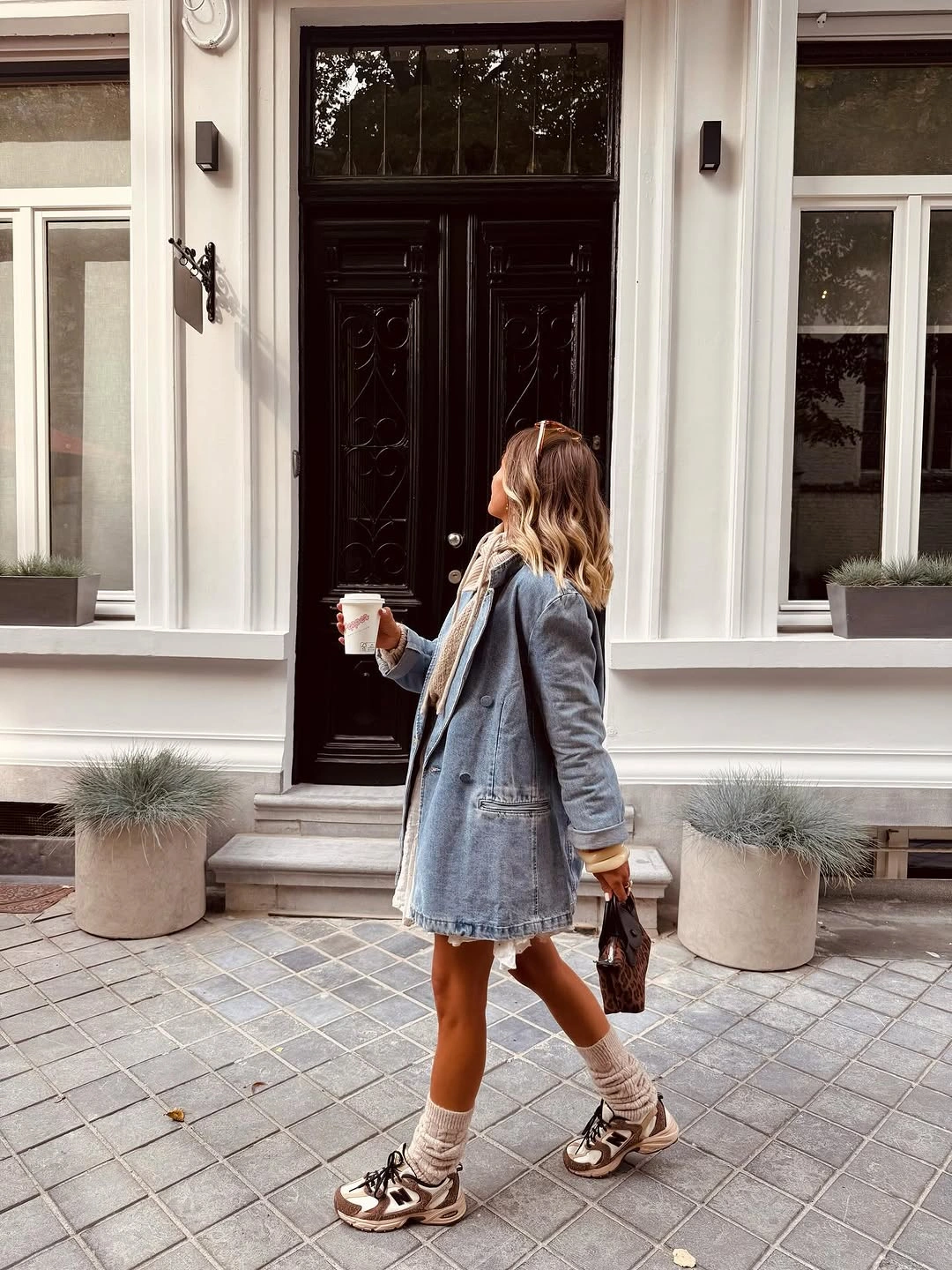 fall mom outfits 2026 A Denim Blazer and Retro Sneakers for Coffee Runs