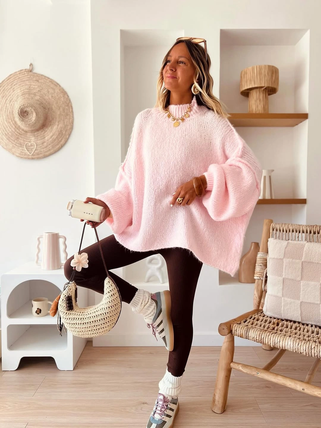 fall mom outfits 2026 A Pink Sweater and Leggings Formula That Feels Instantly Cheerful