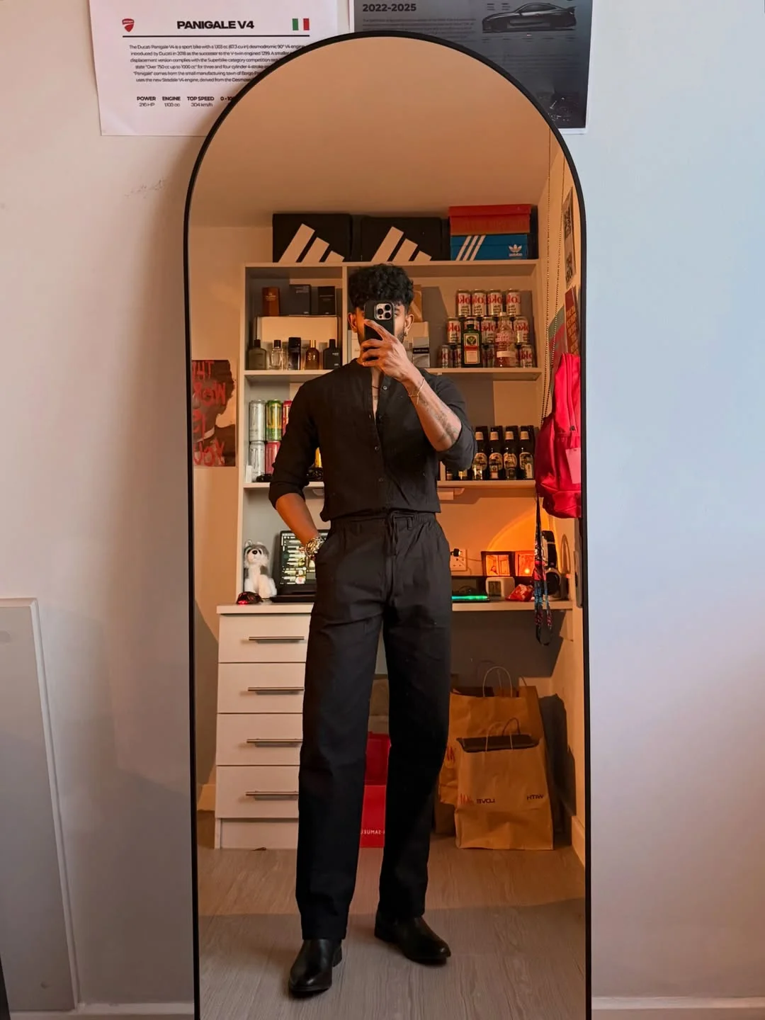 Fall outfits ideas for men 2026 Monochrome Black With Tailored Ease
