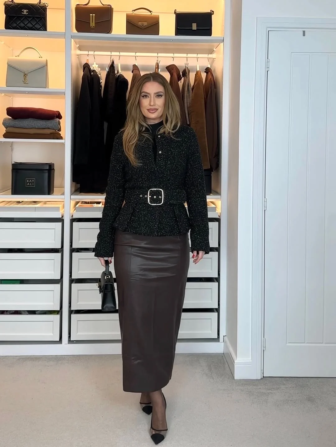 fall outfits with boots 2026 Belted Tweed Jacket With Brown Leather Skirt And Pointed Boots