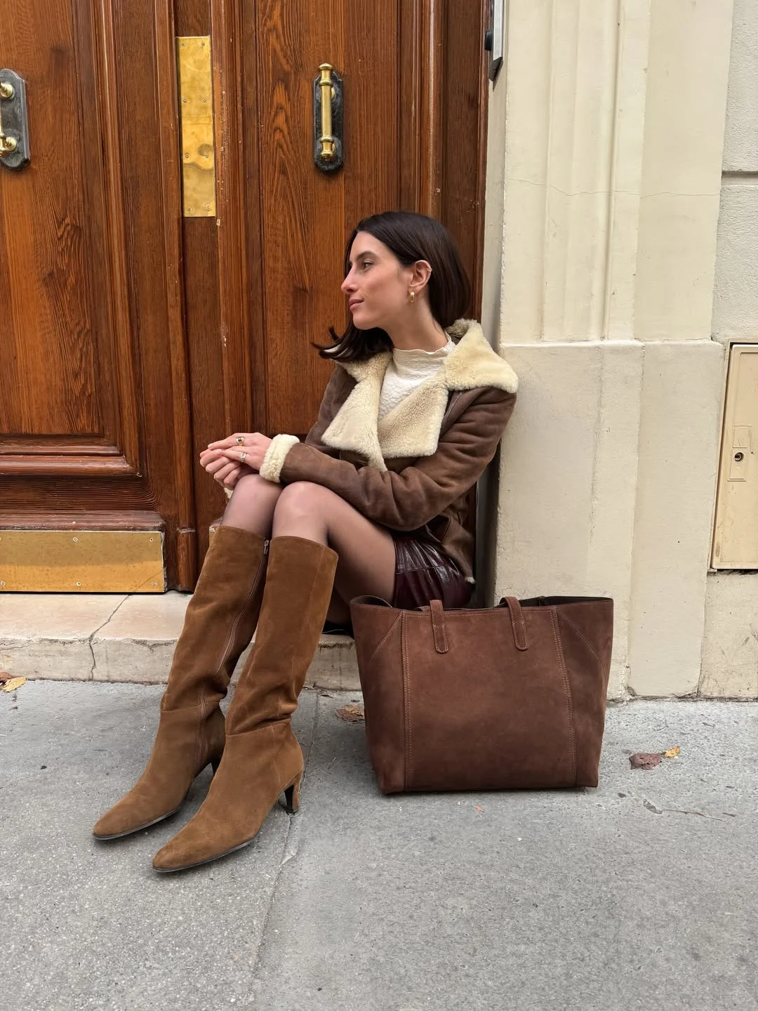 fall outfits with boots 2026 Shearling Jacket, Leather Mini Skirt And Tan Suede Boots