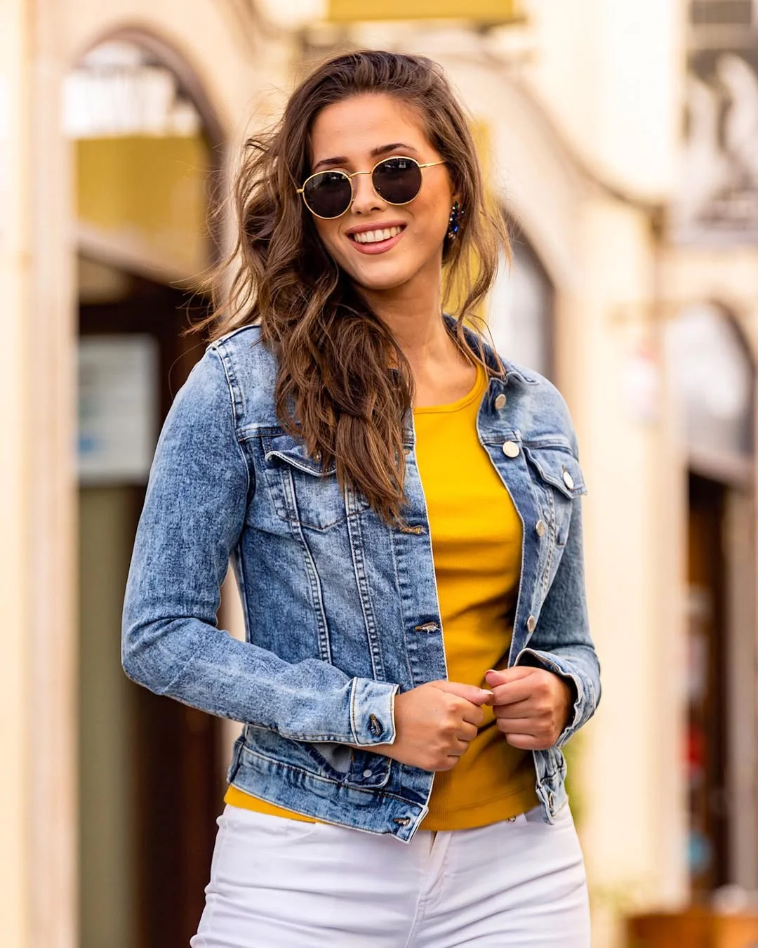fall outfits with jeans jacket 2026 Sunlit Denim Jacket With Mustard And White Jeans