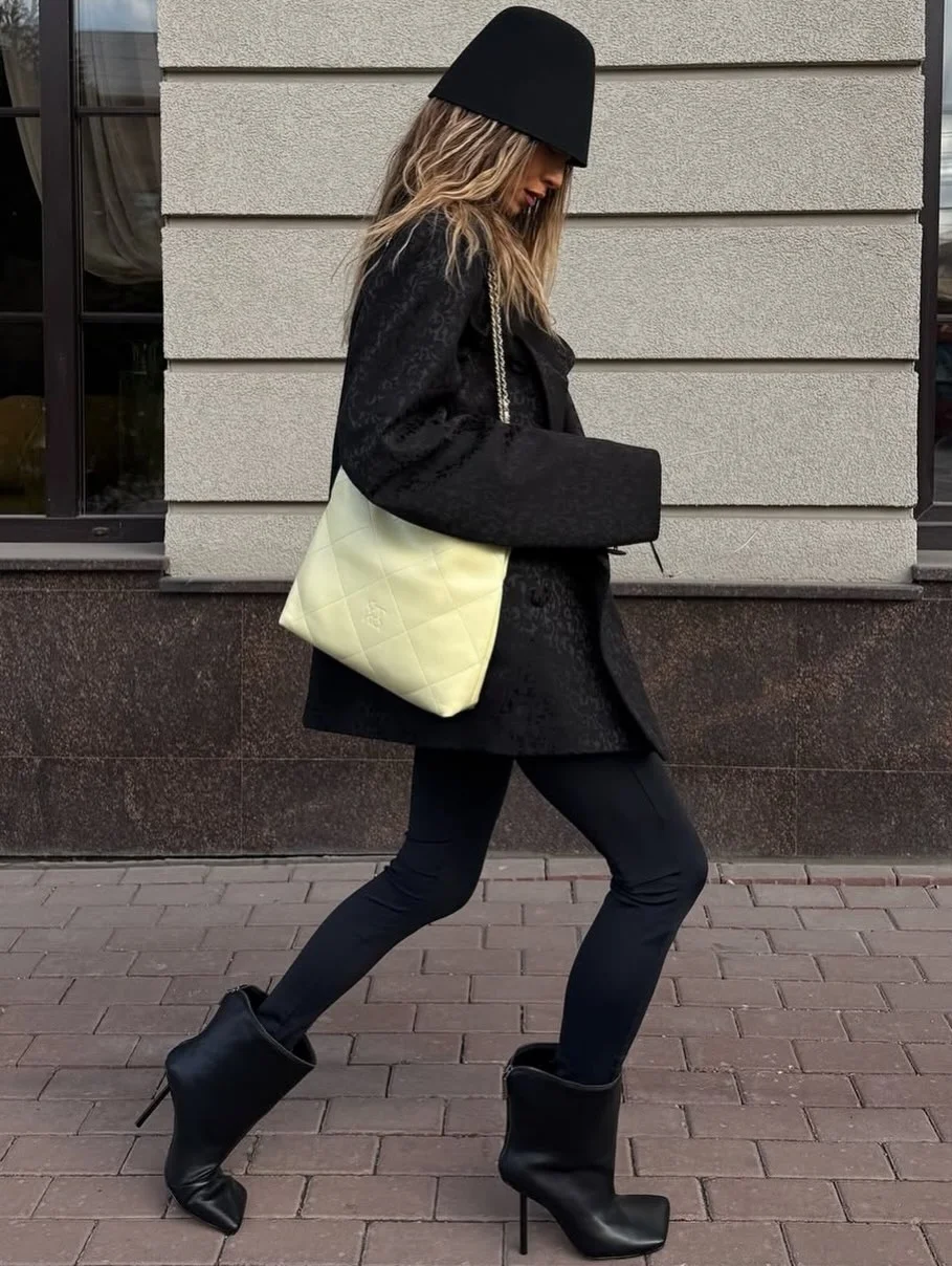 fall outfits with leggings and boots 2026 + Textured Black Coat With High-Heel Boots