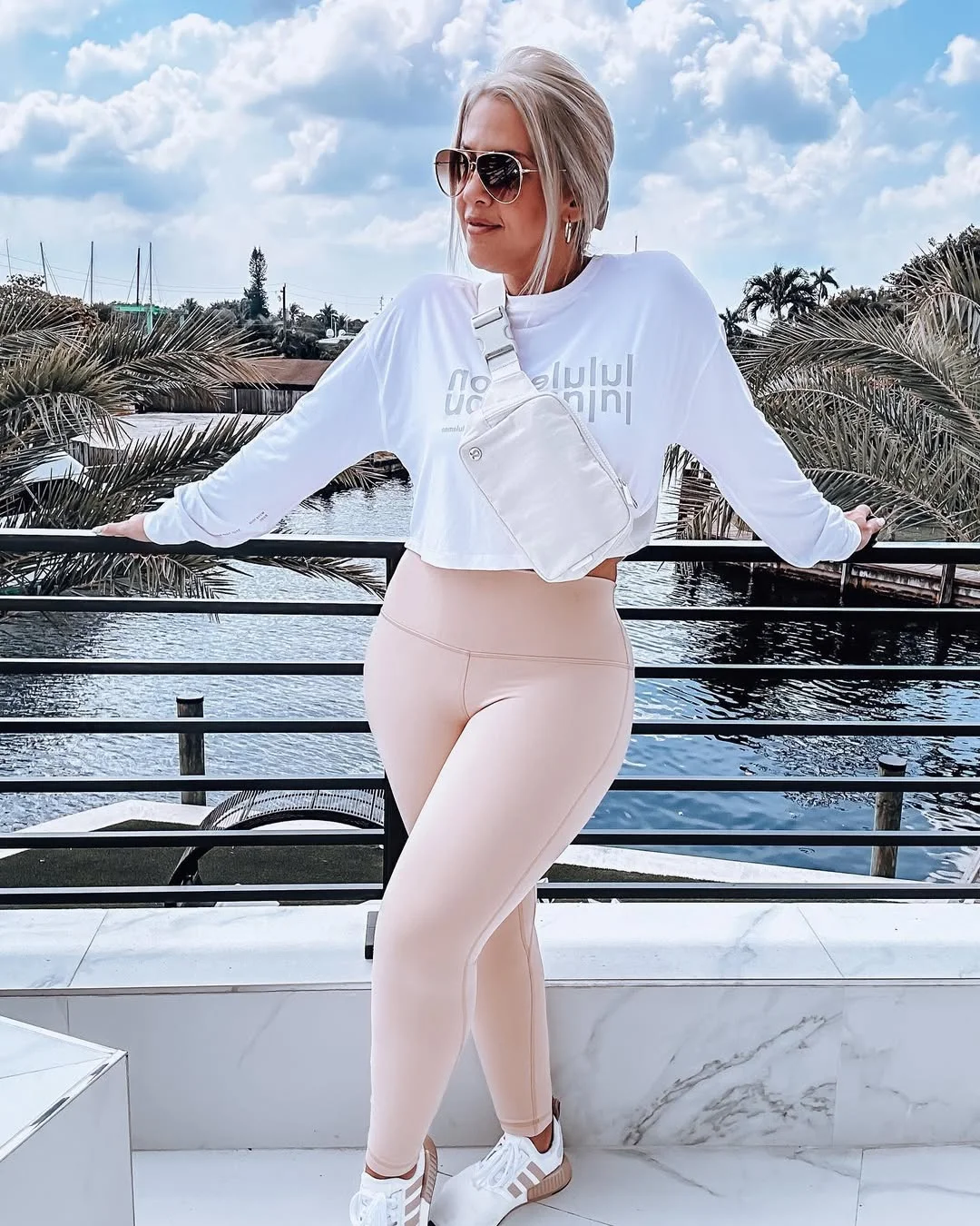 fall outfits with leggings and sneakers 2026 Soft Blush Leggings With A Cropped White Sweatshirt