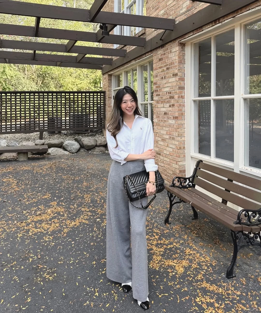fall pants outfits for women 2026 White Shirt And Gray Wide-Leg Pants