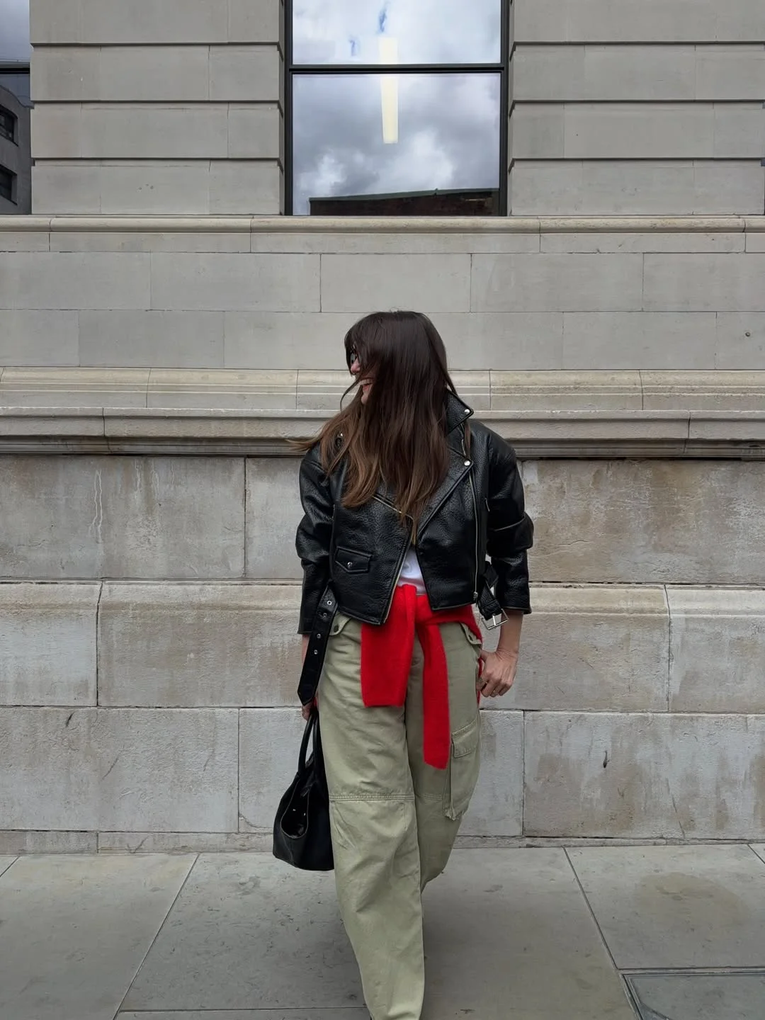 fall pants outfits for women 2026 Olive Cargo Pants With A Black Leather Jacket