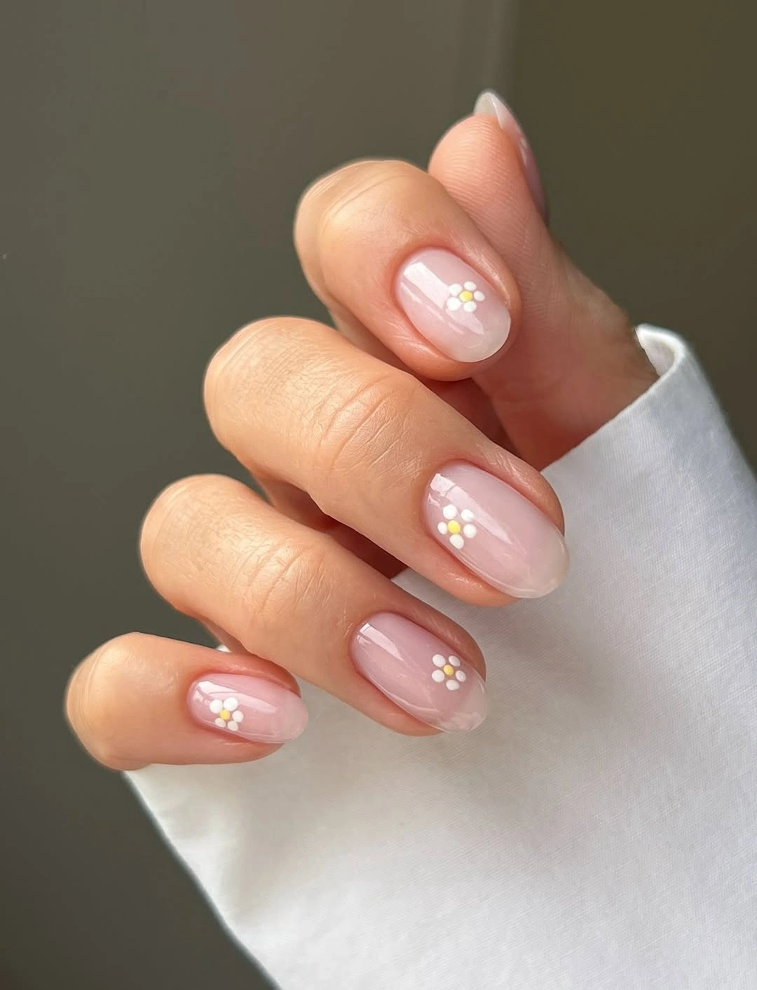 august nails color 2026 + Minimal Pink Daisy Nails for Shorter Lengths