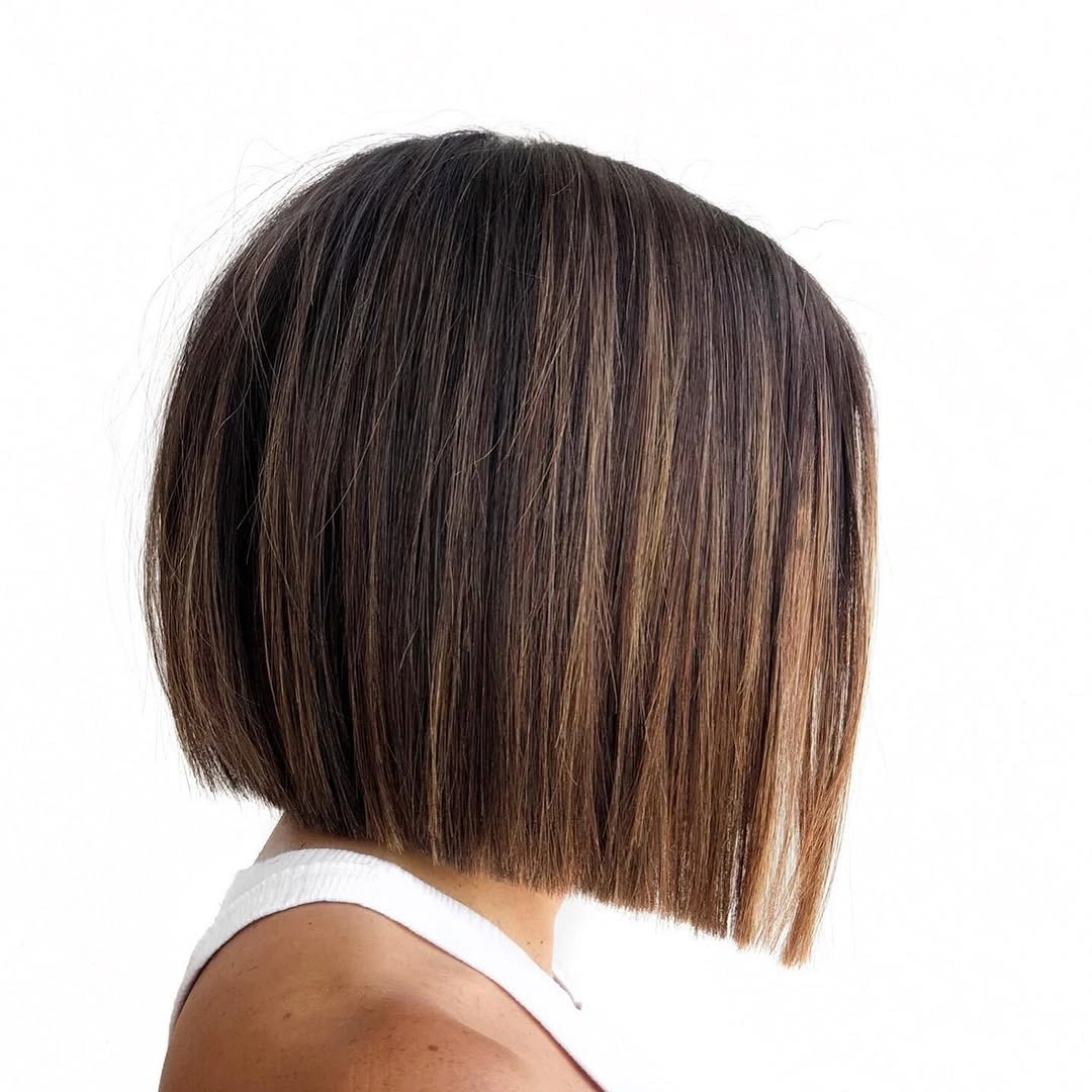 bobbed haircut for women Blunt Bob With Fine Highlight Ribbons