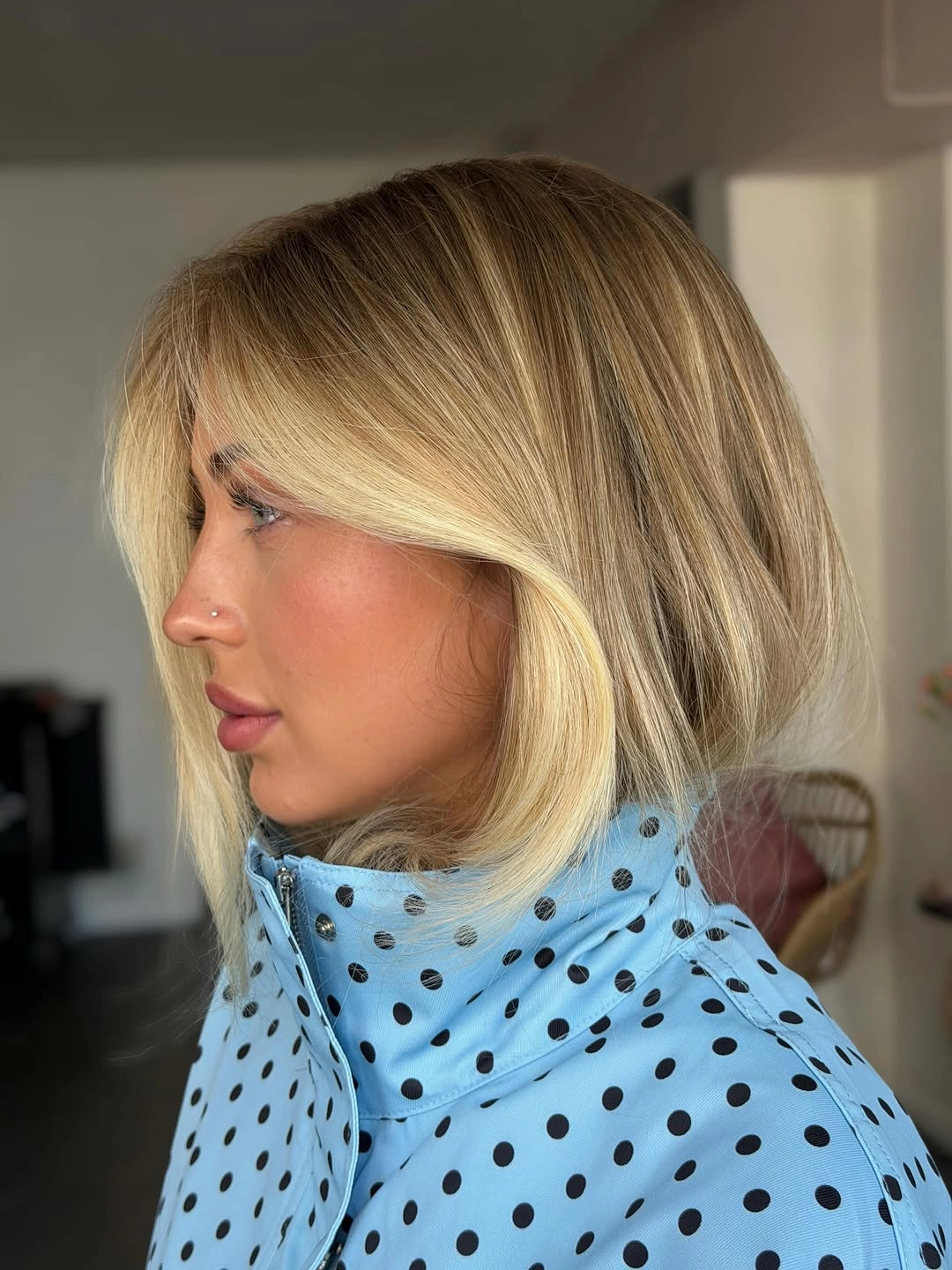 Fall blonde hair colour 2026 Sandy Blonde Bob With a Creamy Money Piece