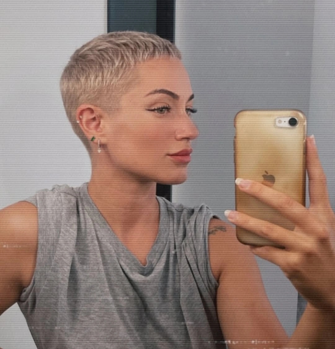 Fall blonde hair colour 2026 Pearl Blonde Buzz Cut