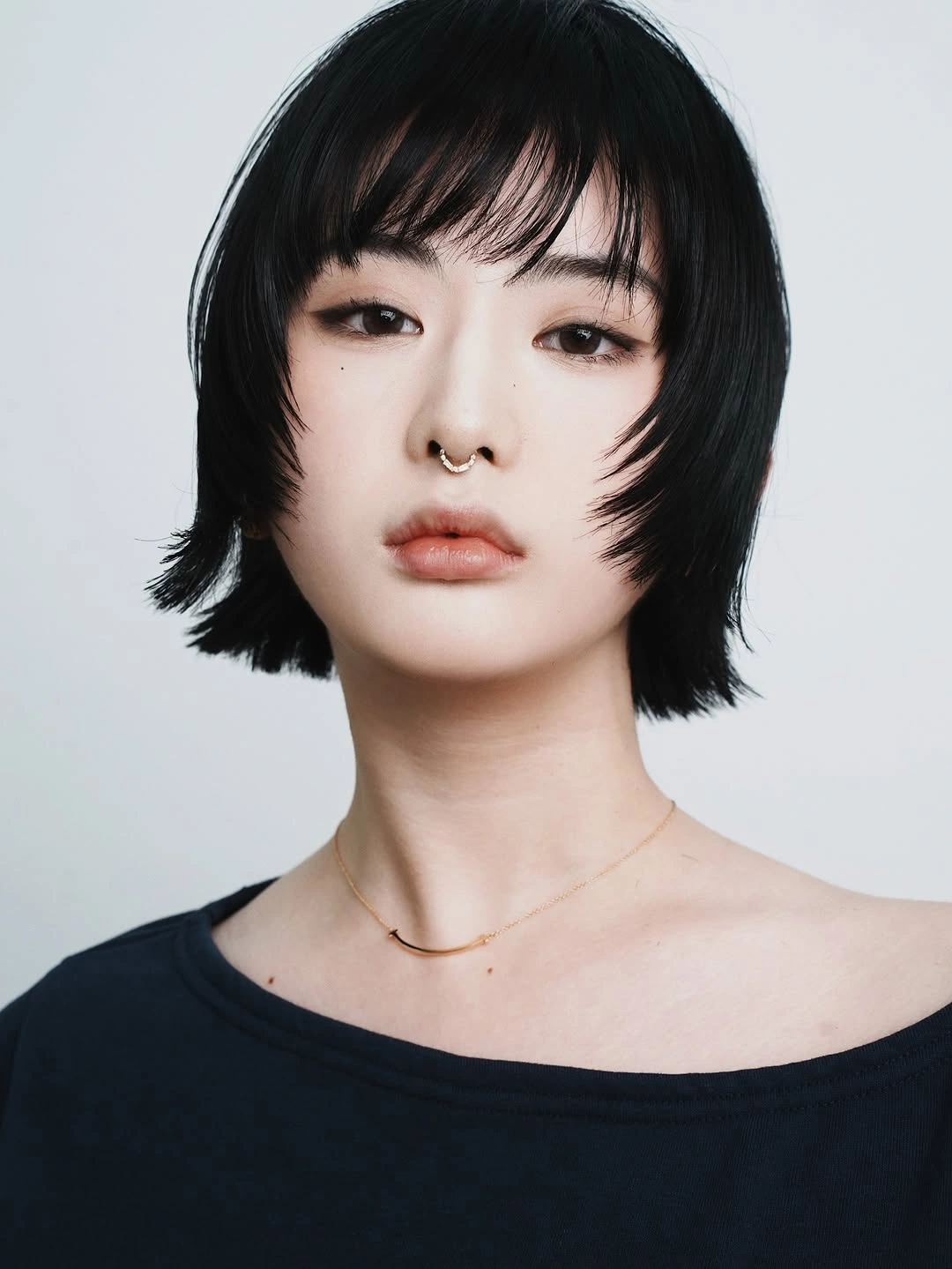 fall bob haircut ideas 2026 Razor-Cut Bob With Wispy Fringe