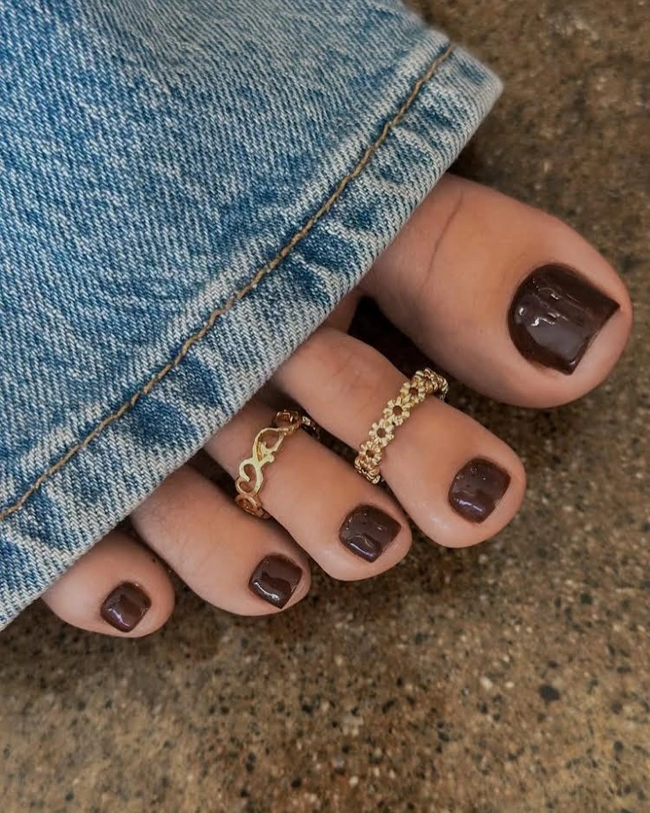 fall pedicure ideas 2026 Dark Brown Pedicure With Simple Denim Styling