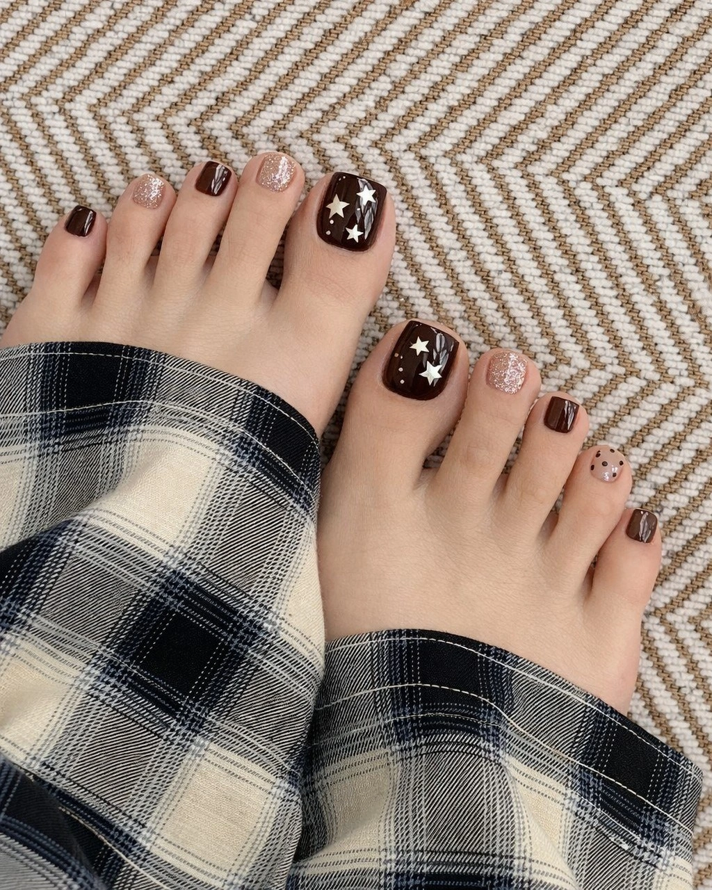 fall pedicure ideas 2026 Brown Star Pedicure With Plaid Pants