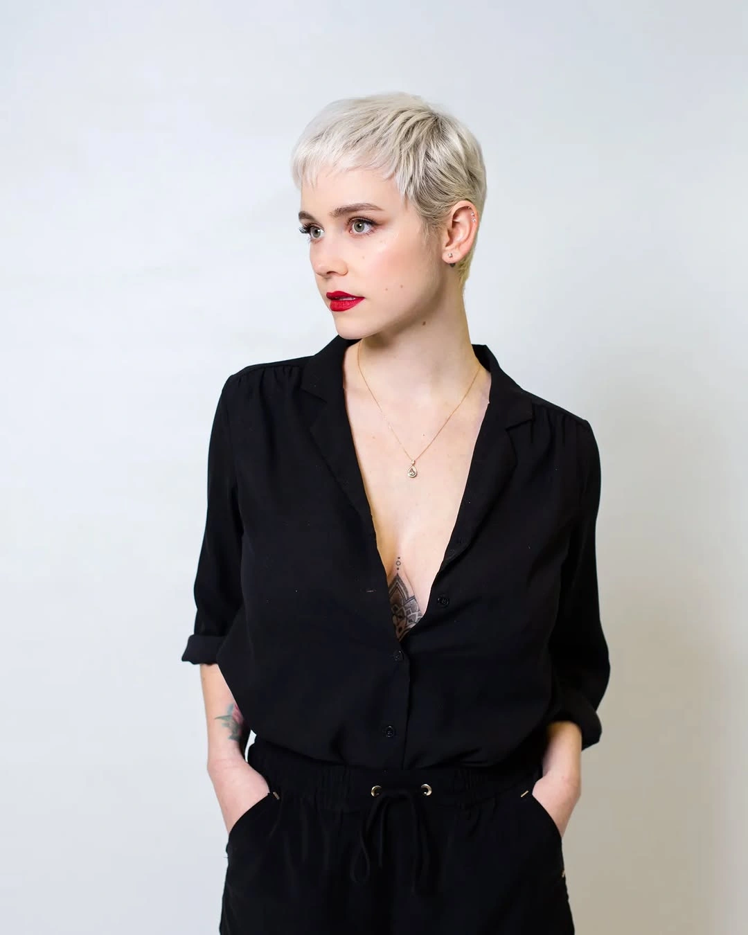 fall pixie haircut ideas 2026 Soft Platinum Crop With Wispy Micro Bangs