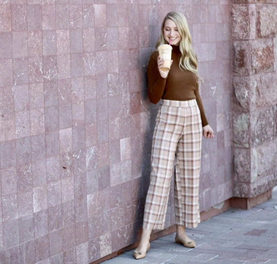 fall professional outfits women 2026 Brown Turtleneck and Plaid Trousers for a Softly Tailored Fall Look