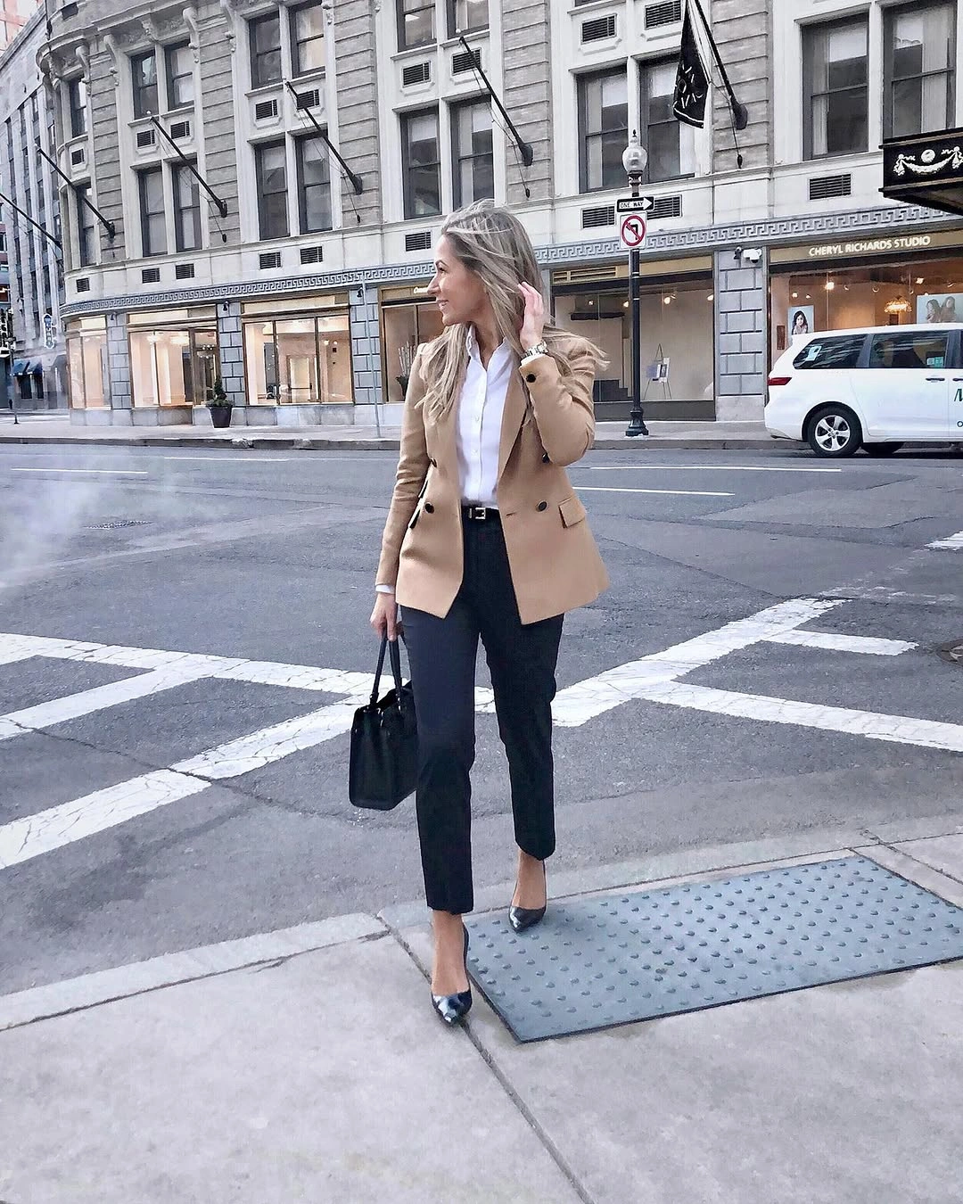 fall professional outfits women 2026 Camel Blazer and Black Trousers for a City-Ready Workday