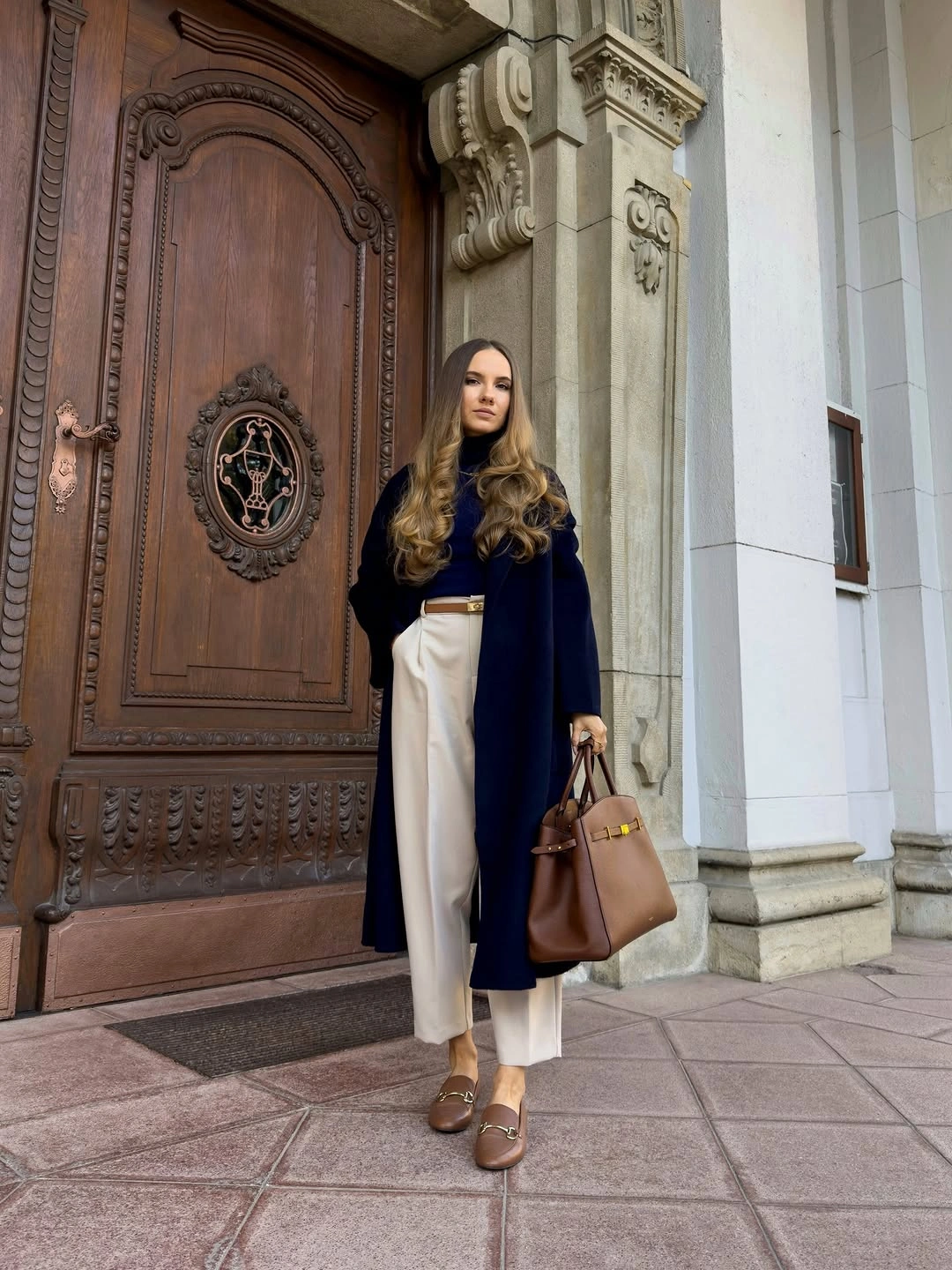 fall professional outfits women 2026 Navy Coat and Cream Trousers for High-Polish Fall Meetings