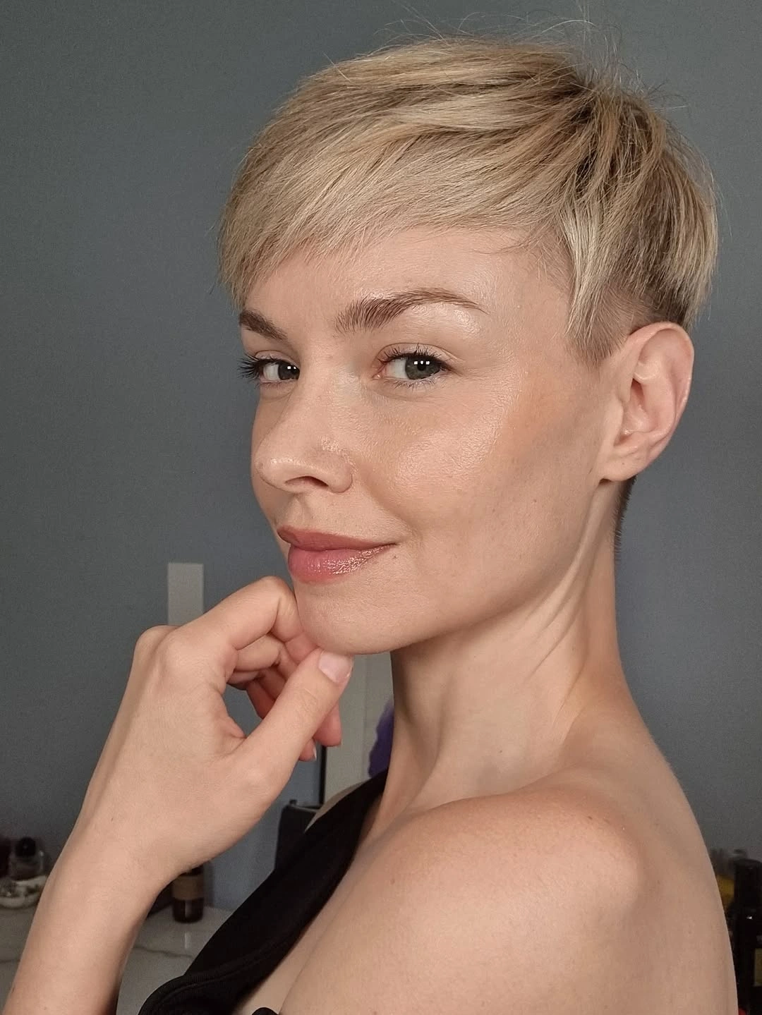 fall short haircuts 2026 + Polished Blonde Pixie With Side-Swept Bangs