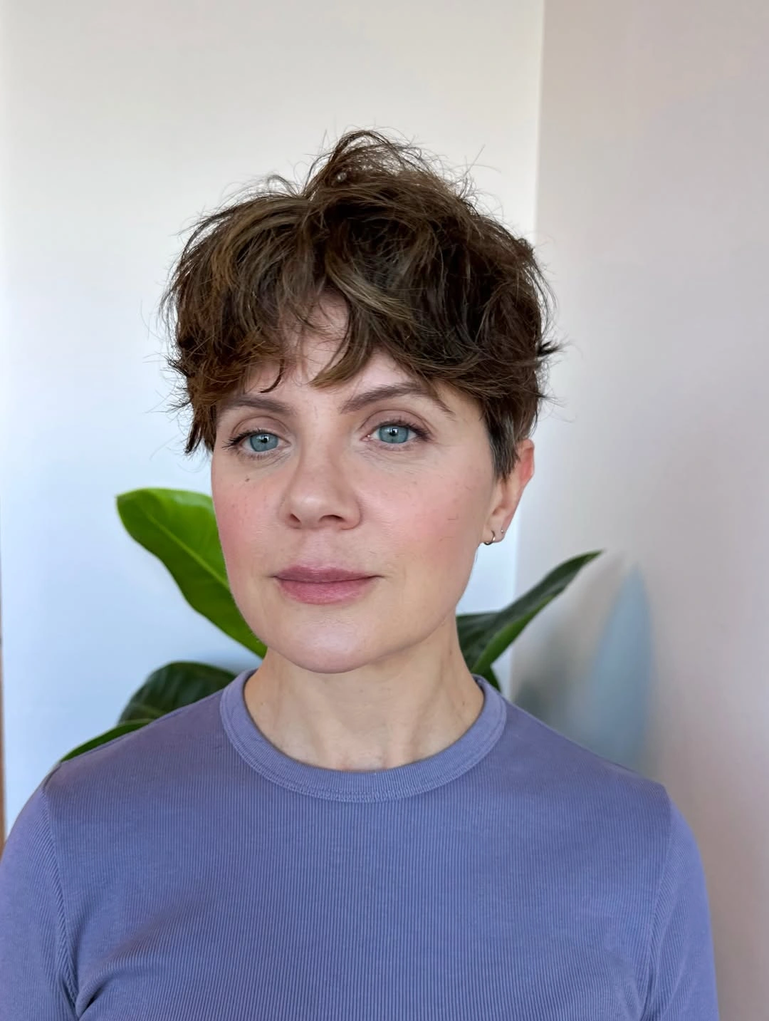 fall short haircuts 2026 + Soft Curly Crop With Wispy Bangs