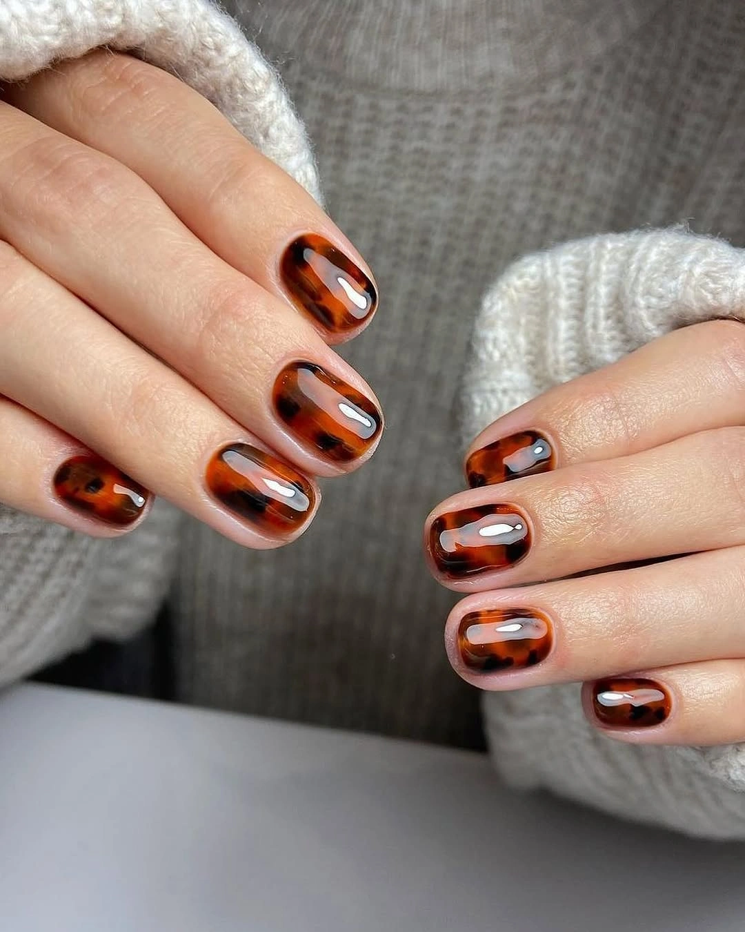 fall short nails 2026 Amber Chrome Short Nails With Dark Centers