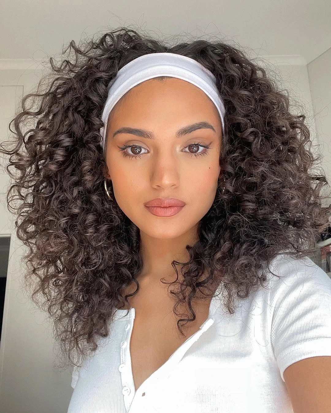 heatless curls hairstyle Headband Curls With Clean Girl Ease
