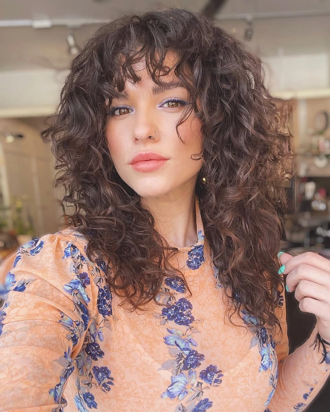 heatless curls hairstyle Shaggy Curls With Wispy Fringe