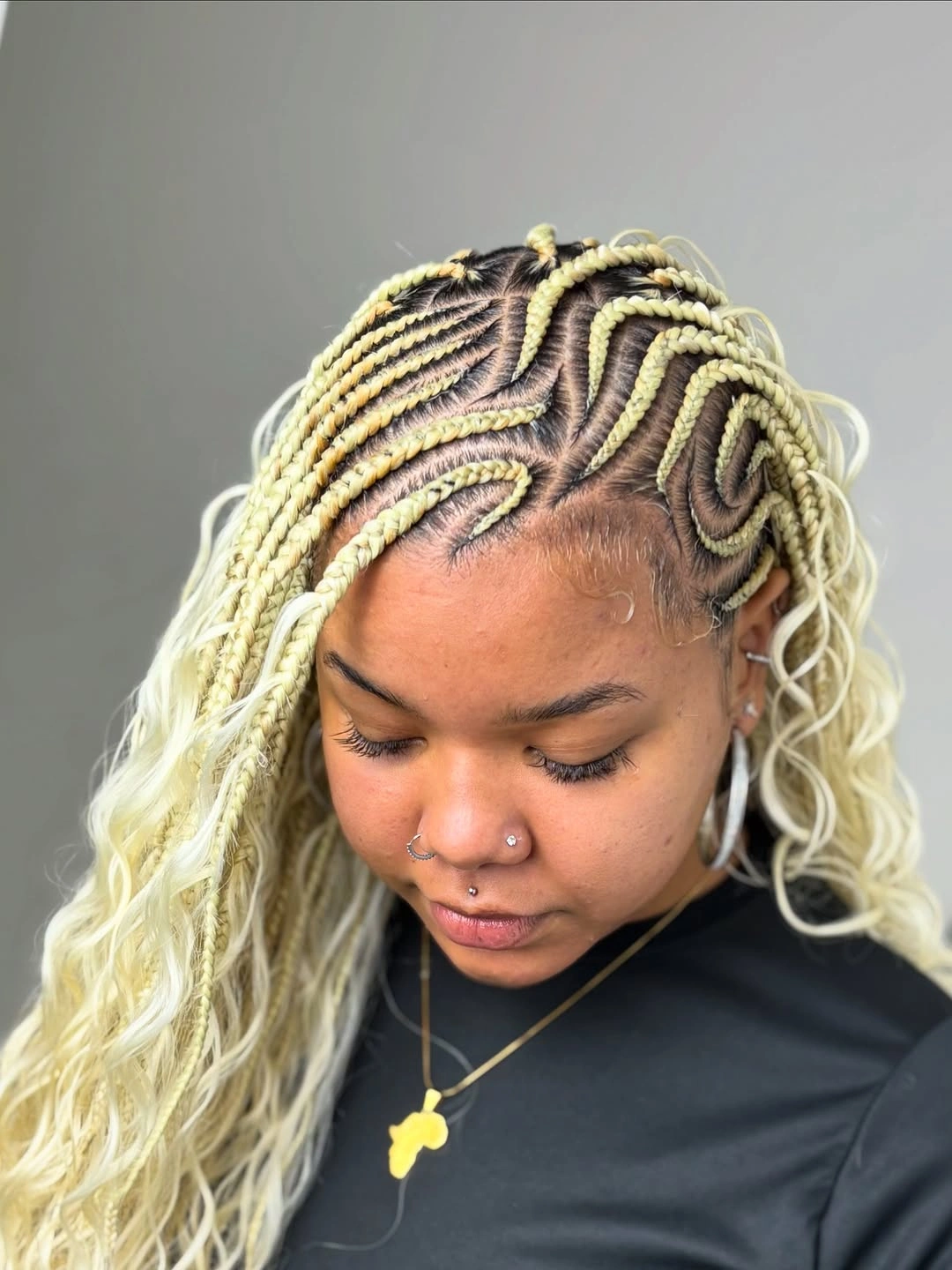 lemonade braid hairstyle Platinum Boho Lemonade Braids With Curly Volume